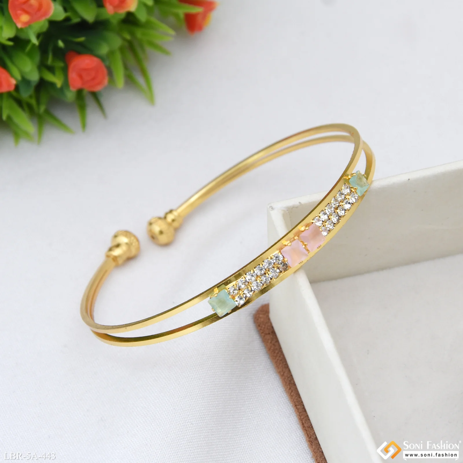Fancy Design Gold Plated Bracelet for Women - Style A443 - Image 5