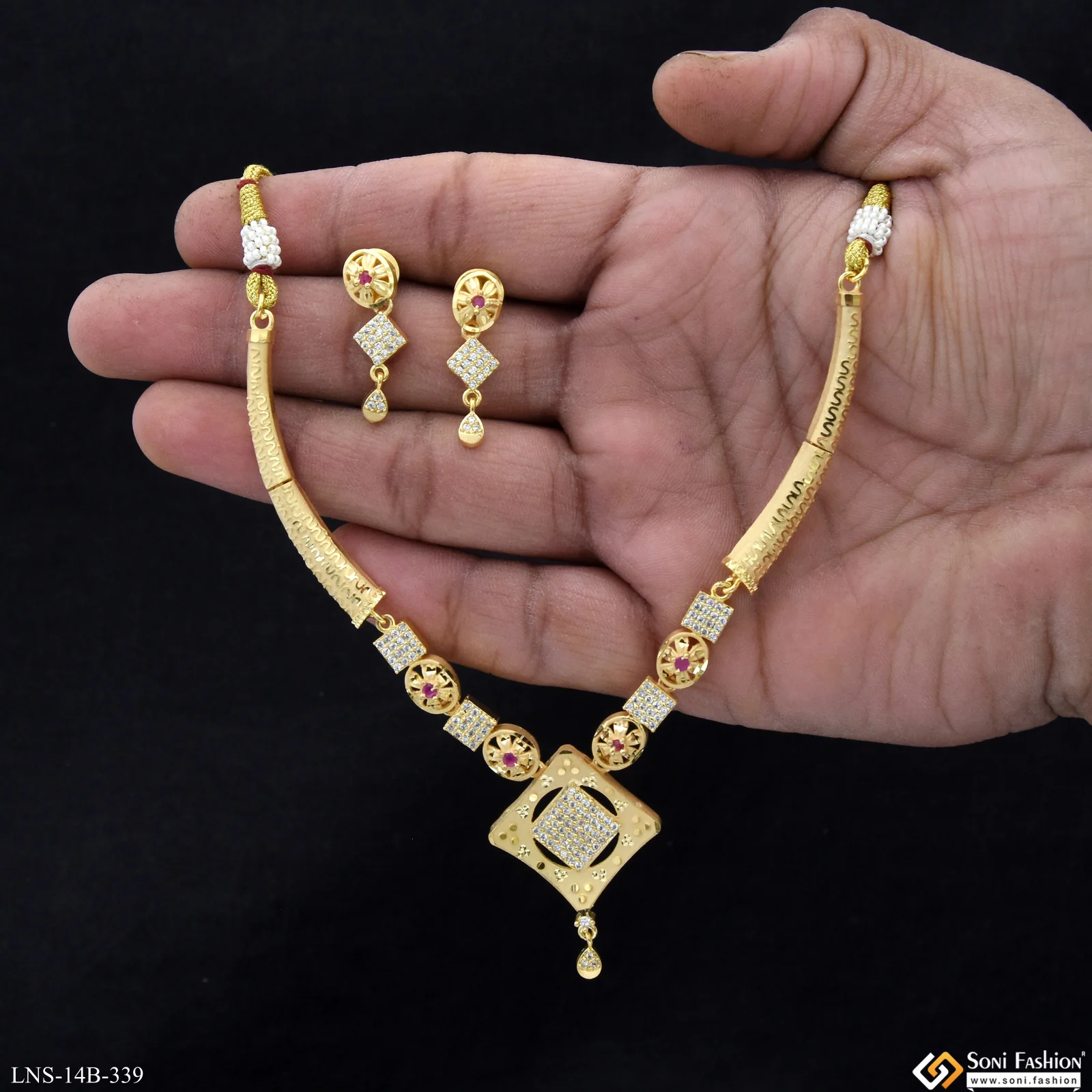Fancy Design Gold Plated Necklace Set for Women - Style B339 - Image 2