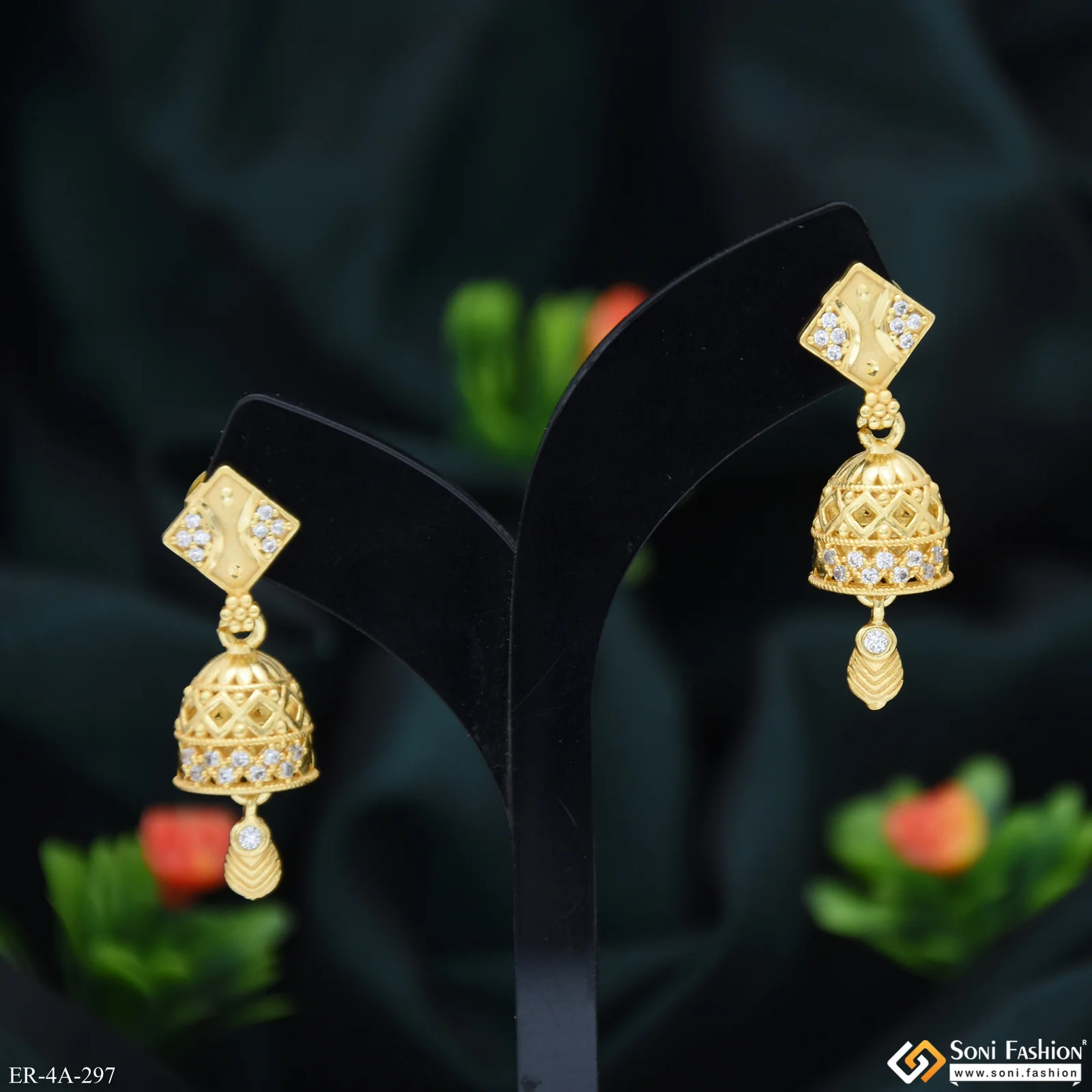 Fashion-Forward Gold Plated Earrings for Ladies - Style A297