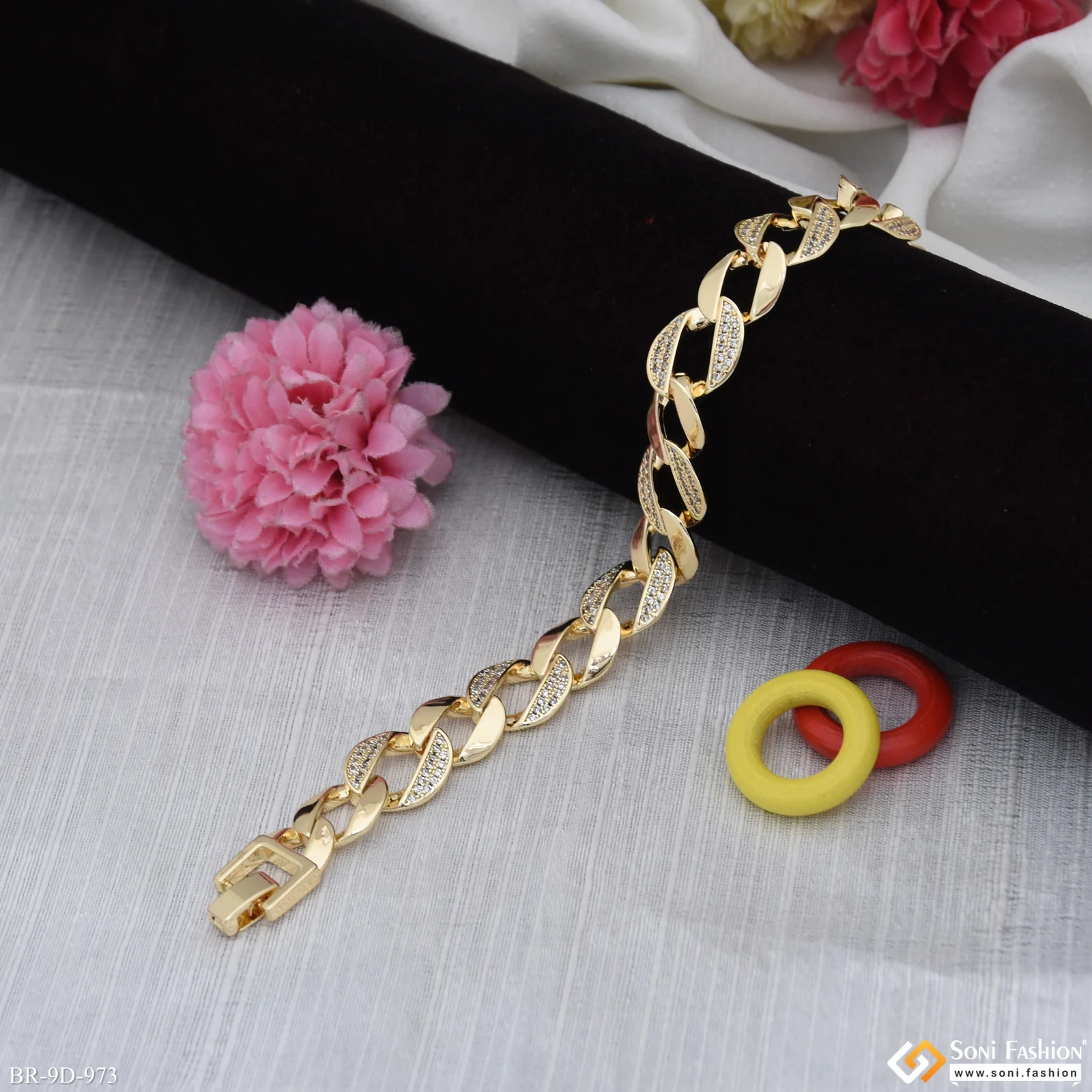Fashionable Design Gold Plated Link Bracelet for Men - Style D973 - Image 4