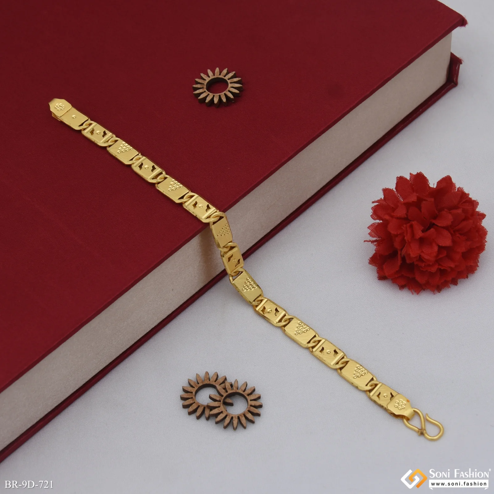 Fashionable Design Gold Plated Nawabi Bracelet for Men - Style D721 - Image 5