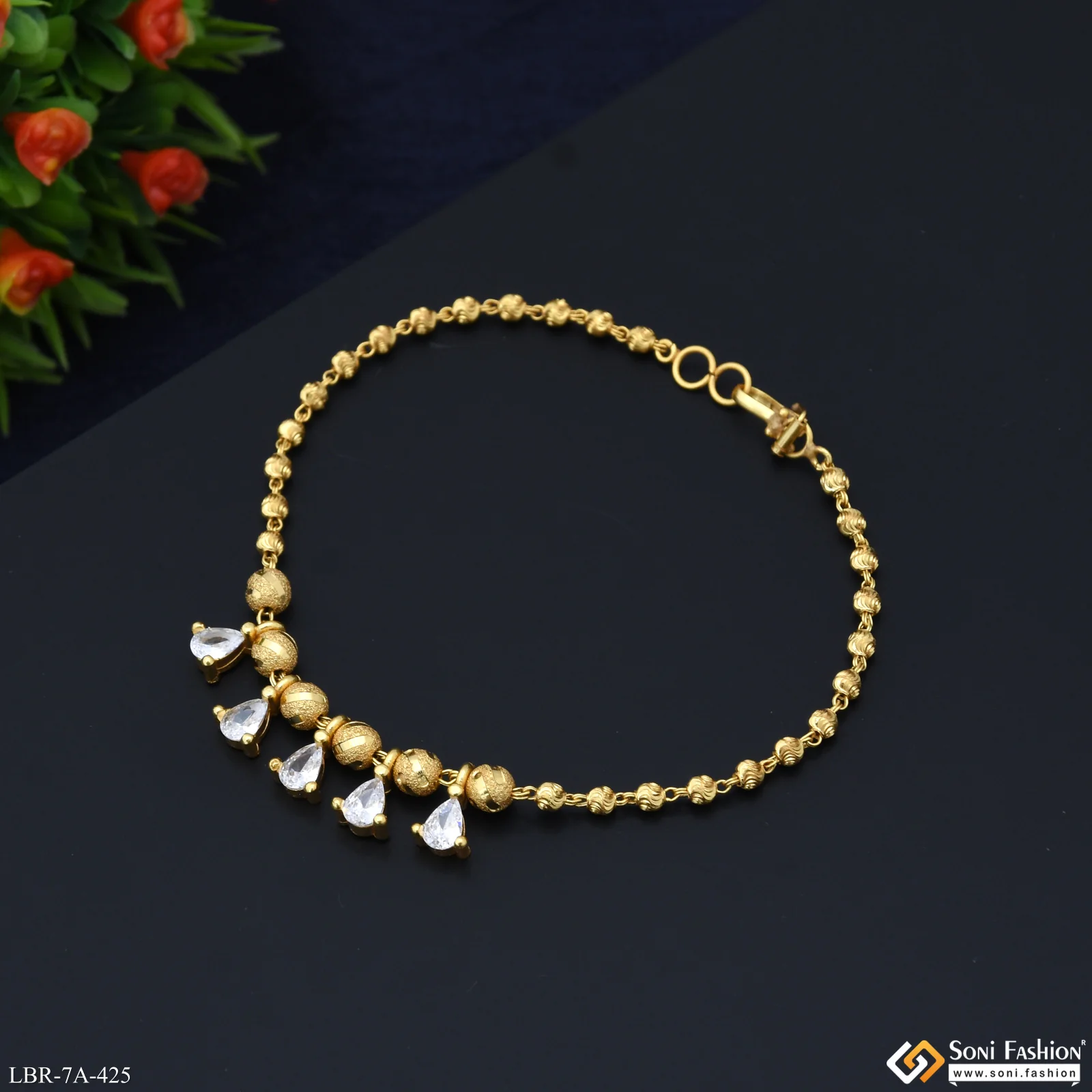 Fashionable Gold Plated Bracelet for Ladies - Style A425 - Image 3