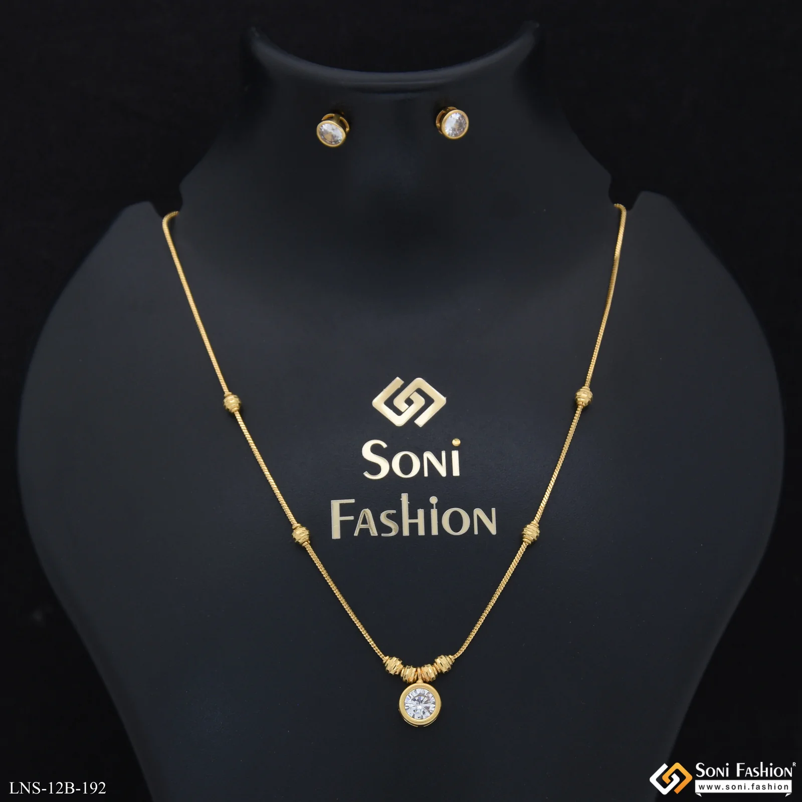 Fashionable Gold Plated Chain Pendant With Earrings for Ladies - Style B192