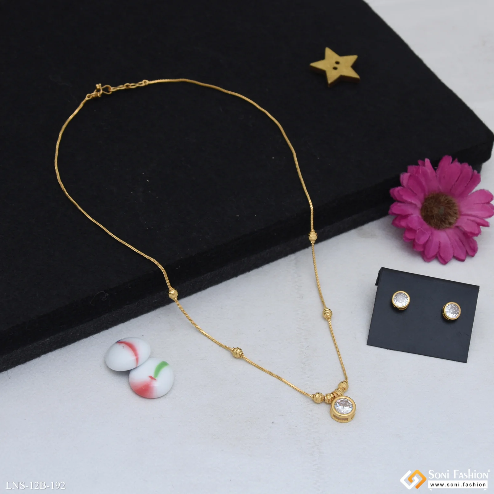 Fashionable Gold Plated Chain Pendant With Earrings for Ladies - Style B192 - Image 3