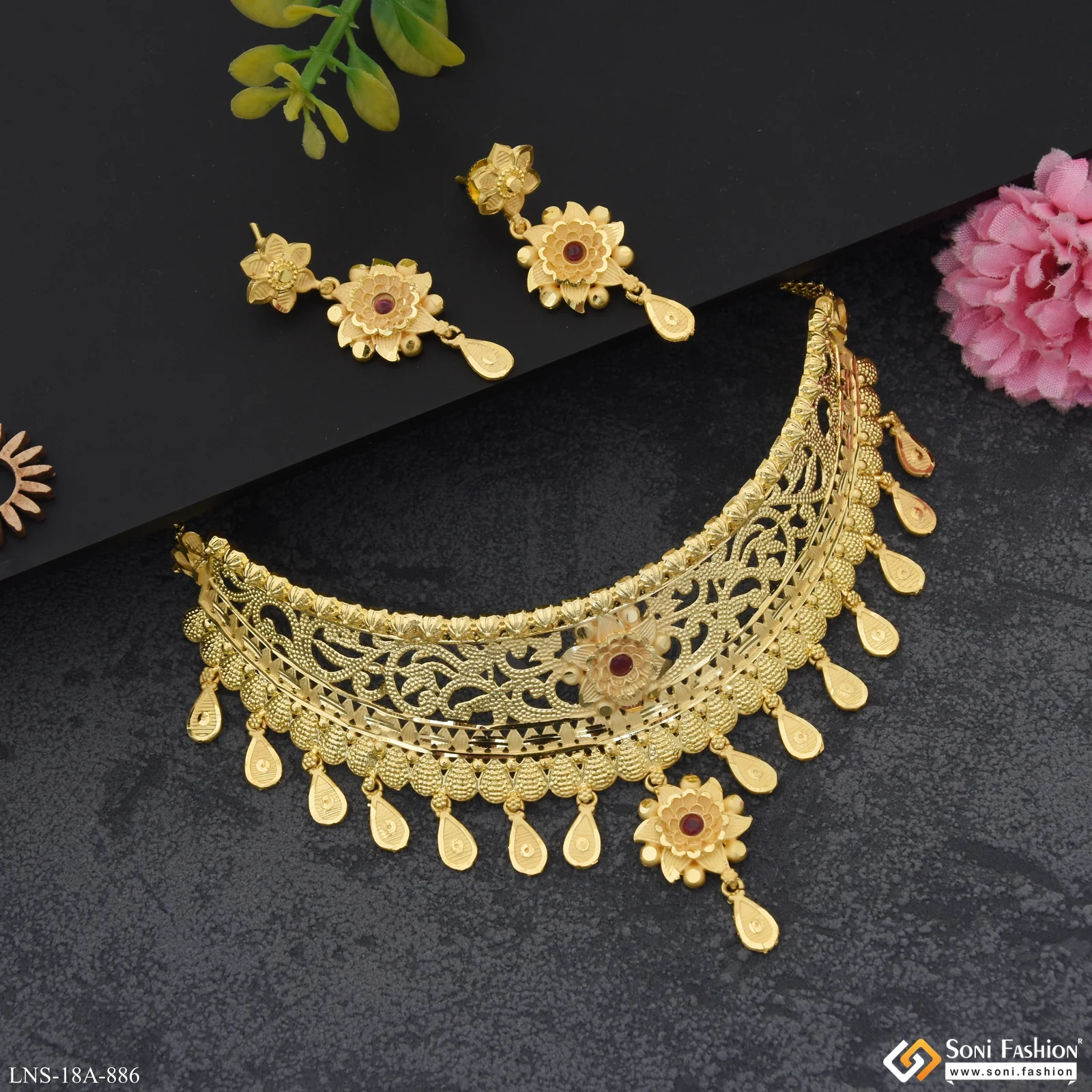 Fashionable Gold Plated Choker Necklace Set for Women - Style A886 - Image 4