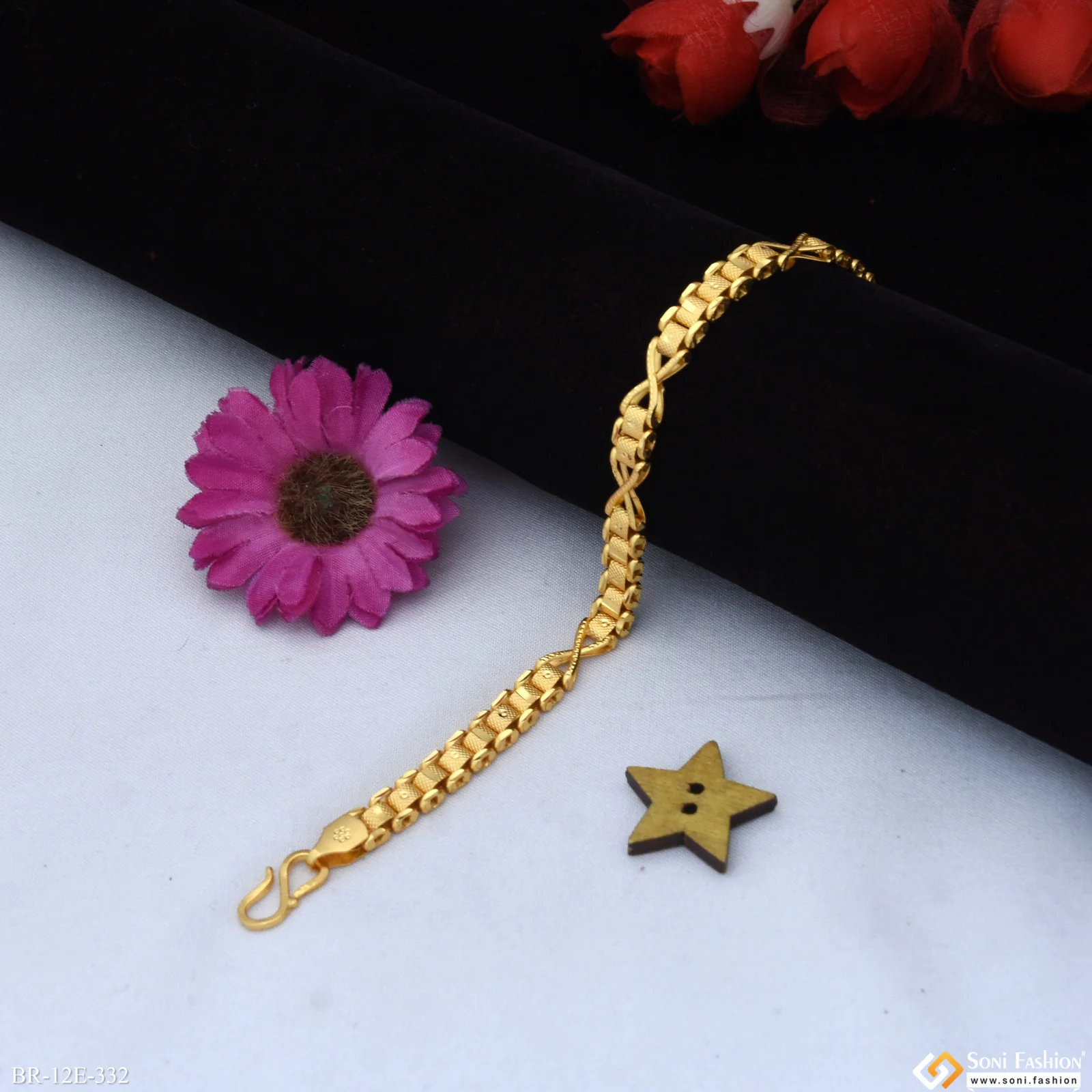 Finely Detailed Design Gold Plated Box Bracelet for Men - Style E332 - Image 2