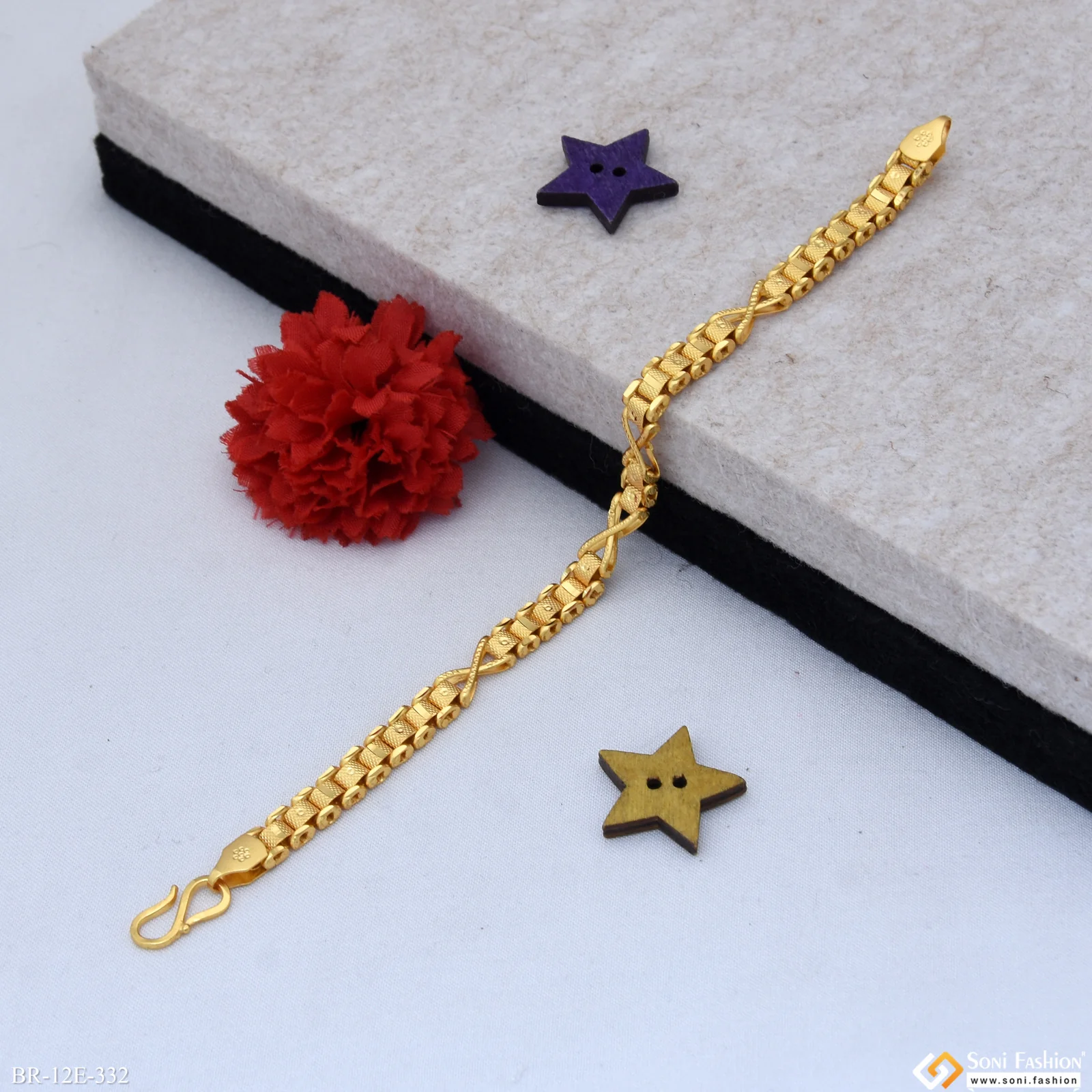 Finely Detailed Design Gold Plated Box Bracelet for Men - Style E332 - Image 4