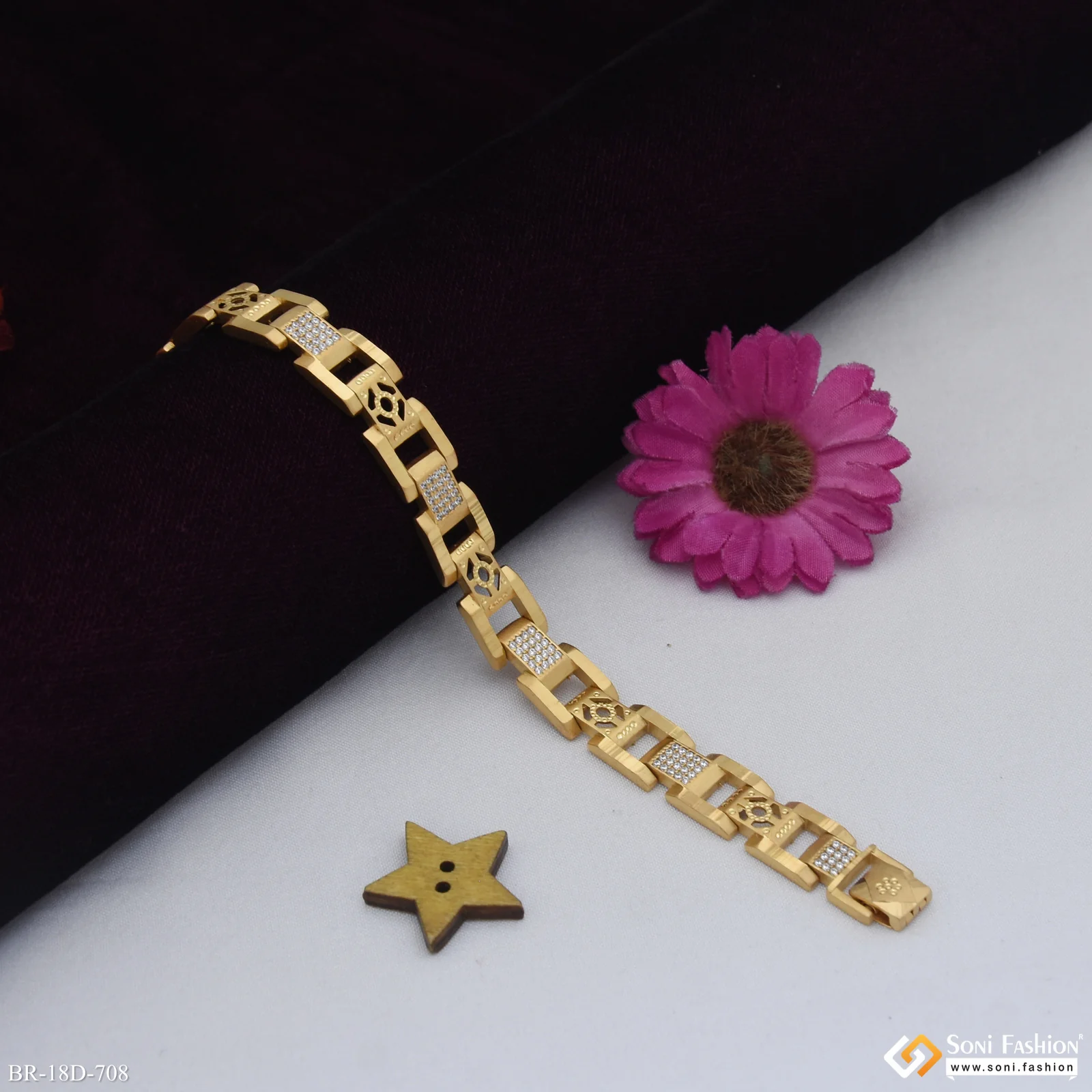 Finely Detailed Design Gold Plated Bracelet for Men - Style D708 - Image 3