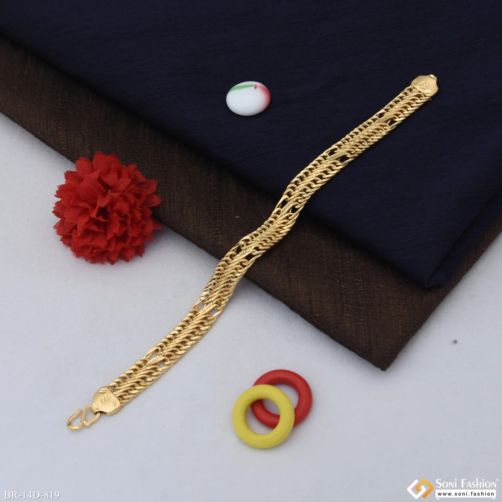 Finely Detailed Design Gold Plated Link Bracelet for Men - Style D819 - Image 5
