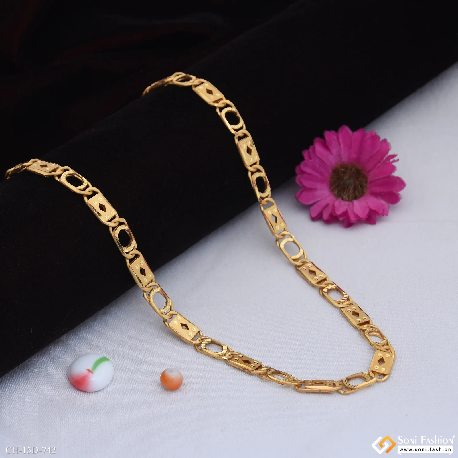 Finely Detailed Design Gold Plated Link Nawabi for Men - Style D742 - Image 5