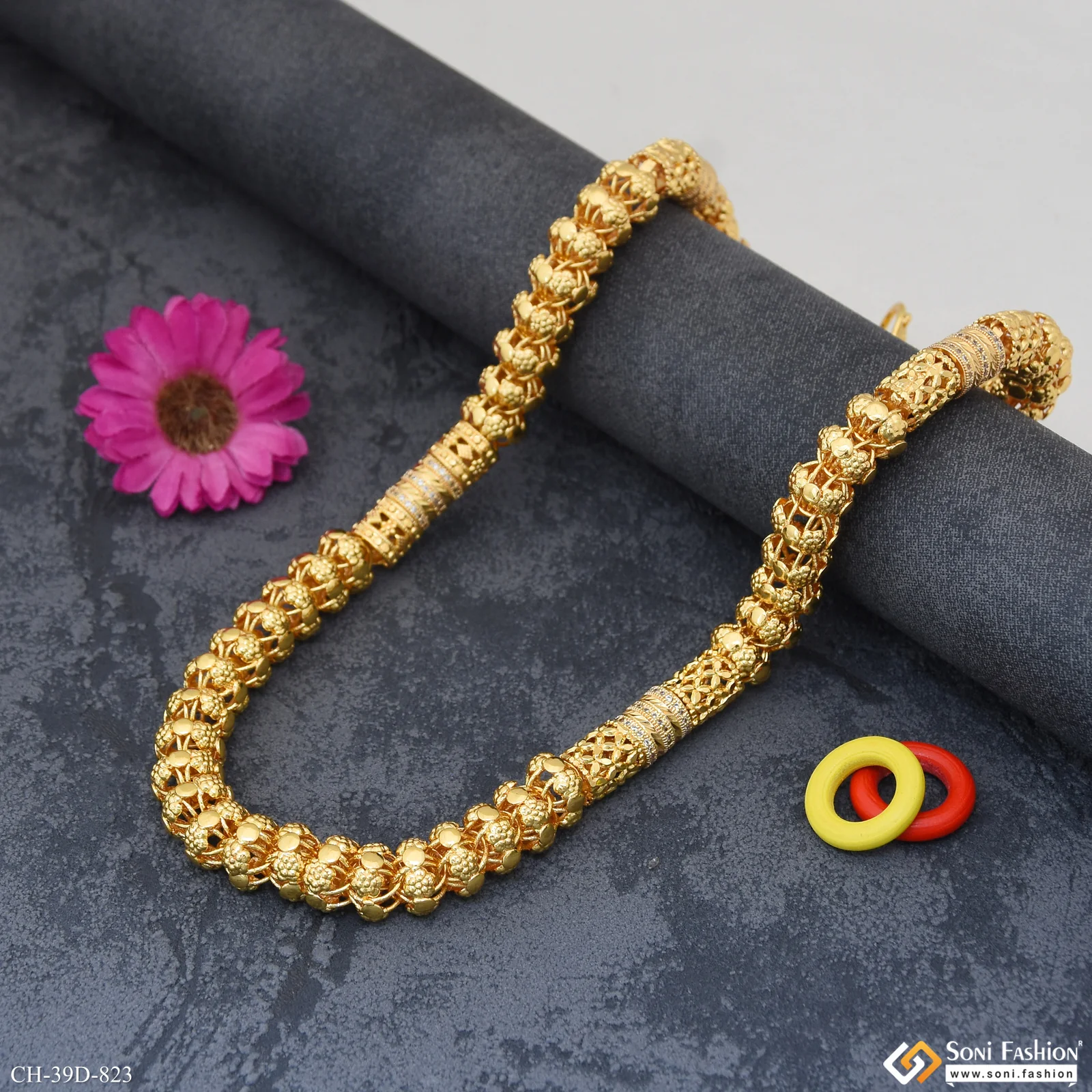 Finely Detailed Design Gold Plated Rajwadi Chain for Men - Style D823 - Image 3