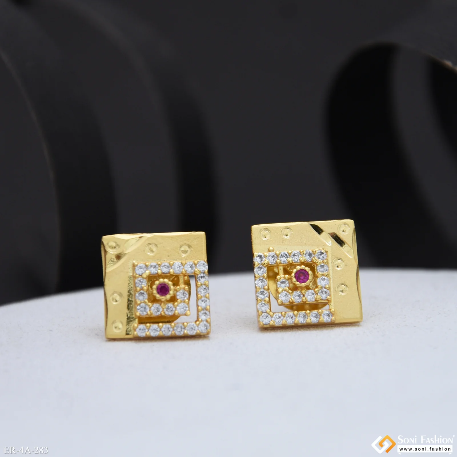 Finely Detailed Gold Plated Earrings for Ladies - Style A283 - Image 5
