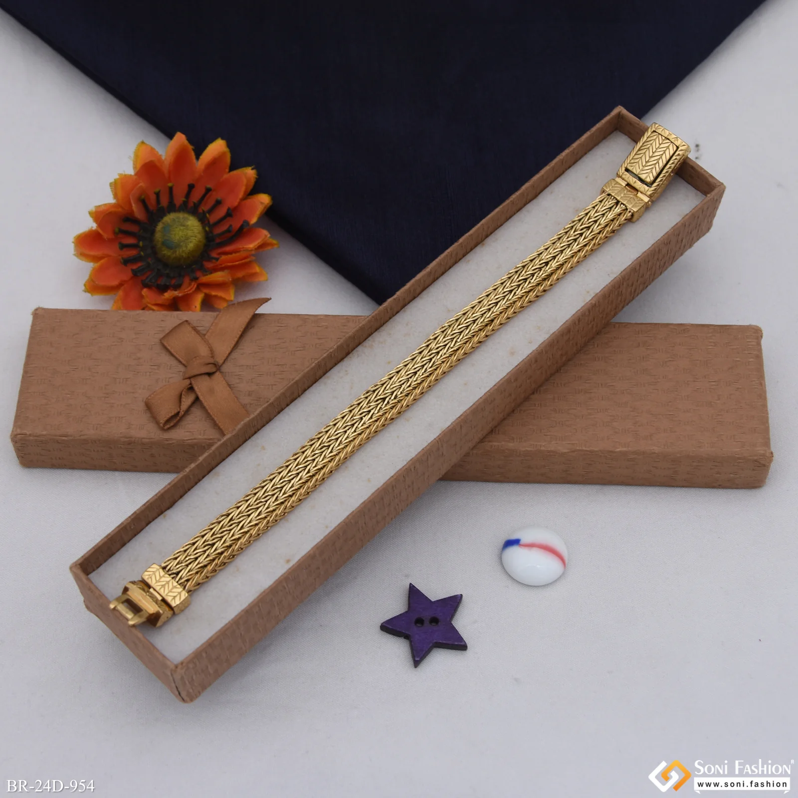 Funky Design Golden Color Stainless Steel Bracelet for Men - Style D954 - Image 4