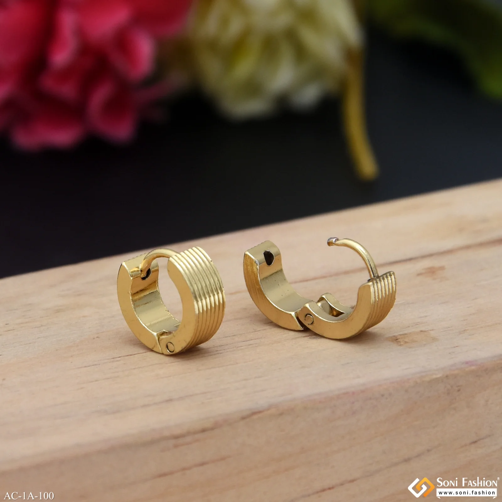 Funky Design Golden Color Stud Earring for Men (2 Pc) - Style A100 - Image 6
