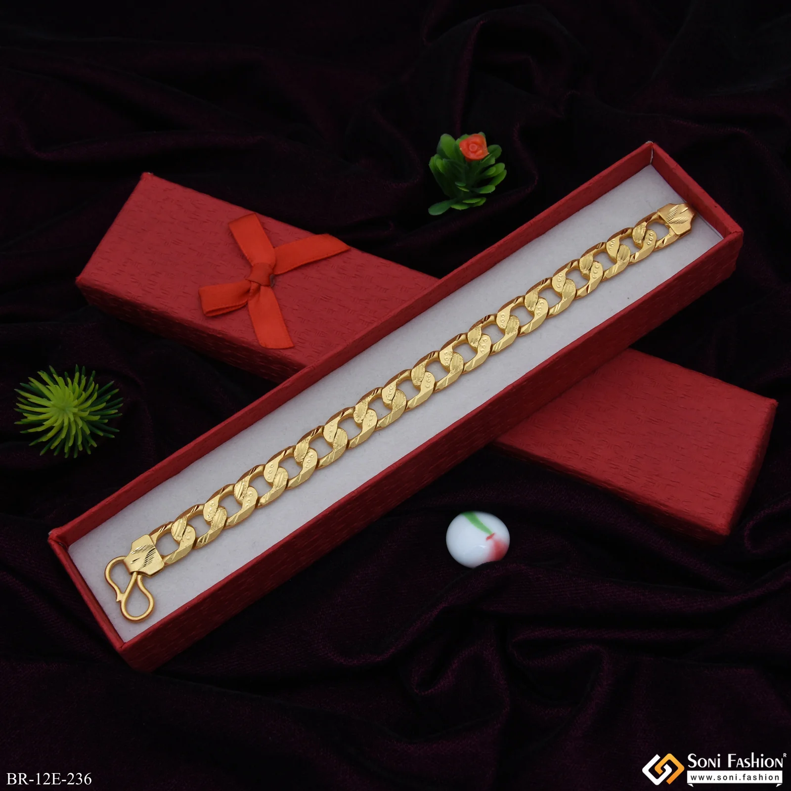 Glamorous Design Gold Plated Link Bracelet for Men - Style E236 - Image 2