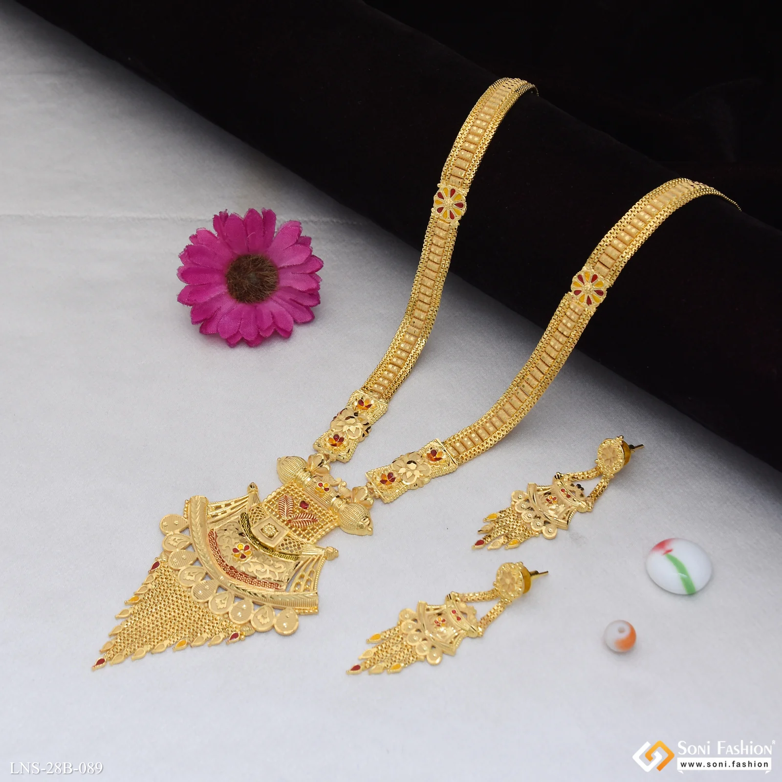 Glamorous Design Gold Plated Necklace Set for Women - Style B089 - Image 3