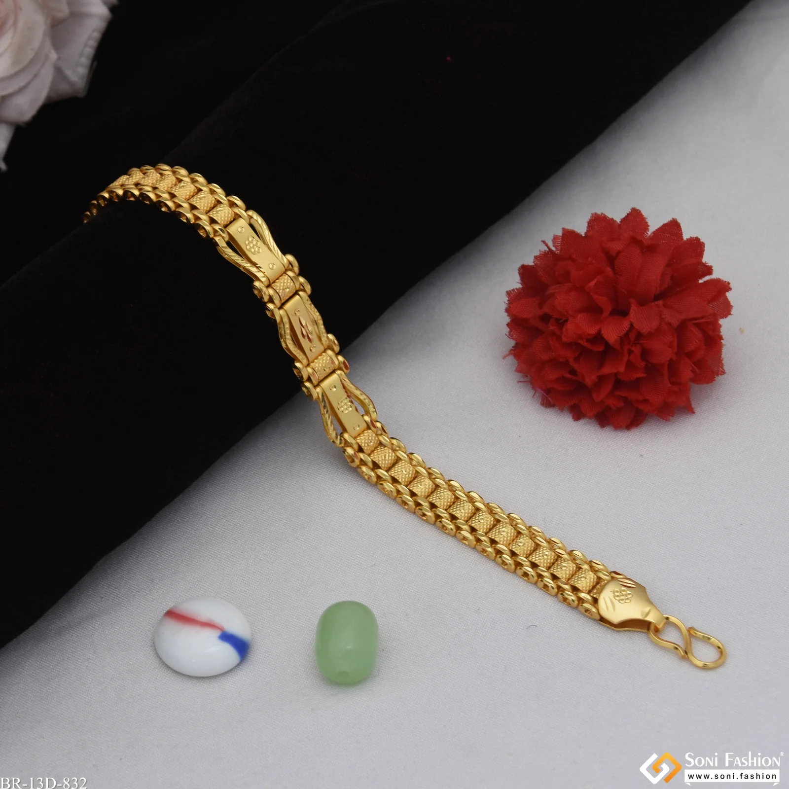 Glittering Design Gold Plated Box Bracelet for Men - Style D832 - Image 5