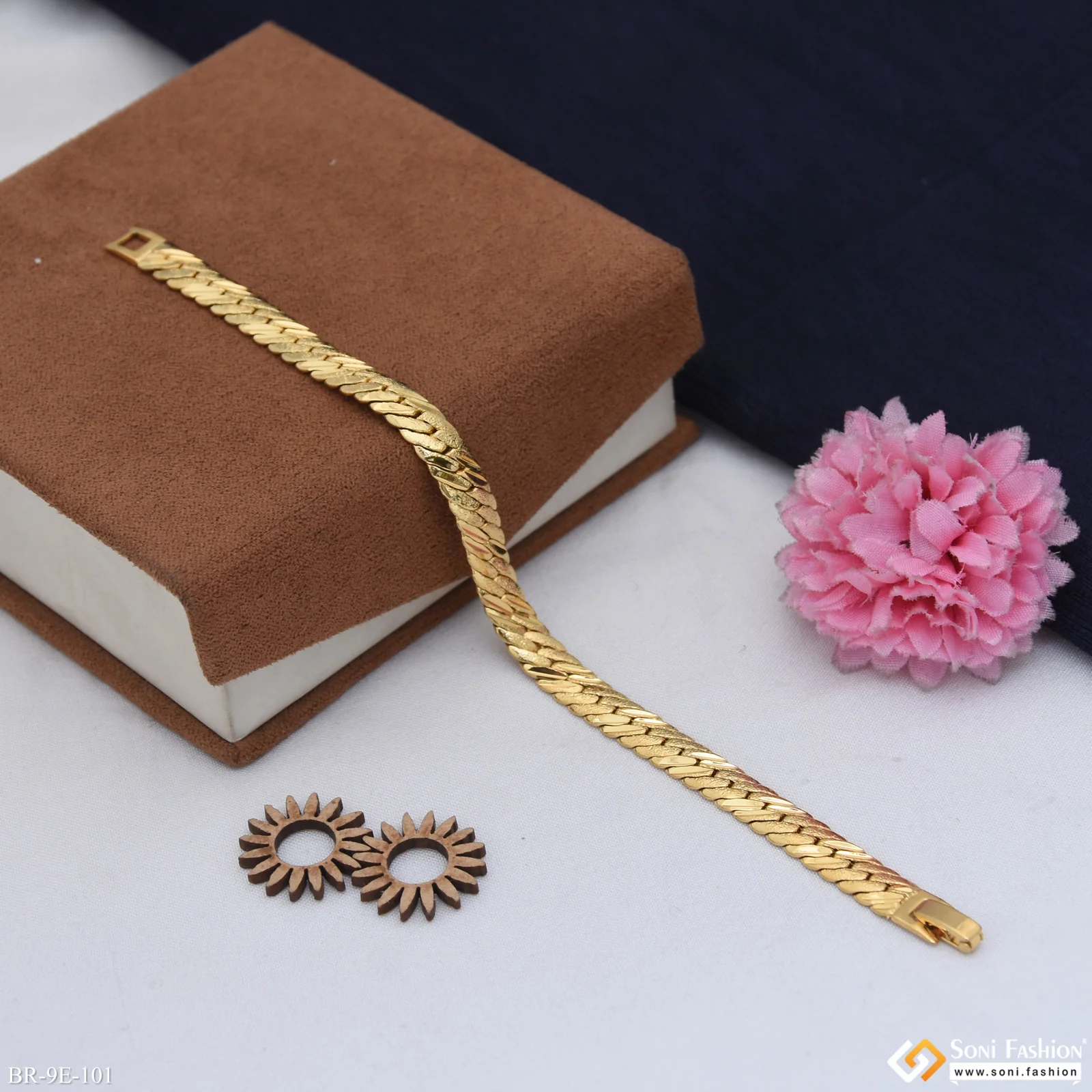 Glittering Design Gold Plated Bracelet for Men - Style E101 - Image 3