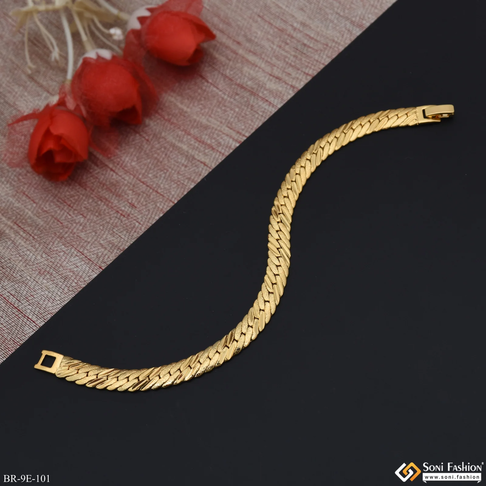 Glittering Design Gold Plated Bracelet for Men - Style E101 - Image 4