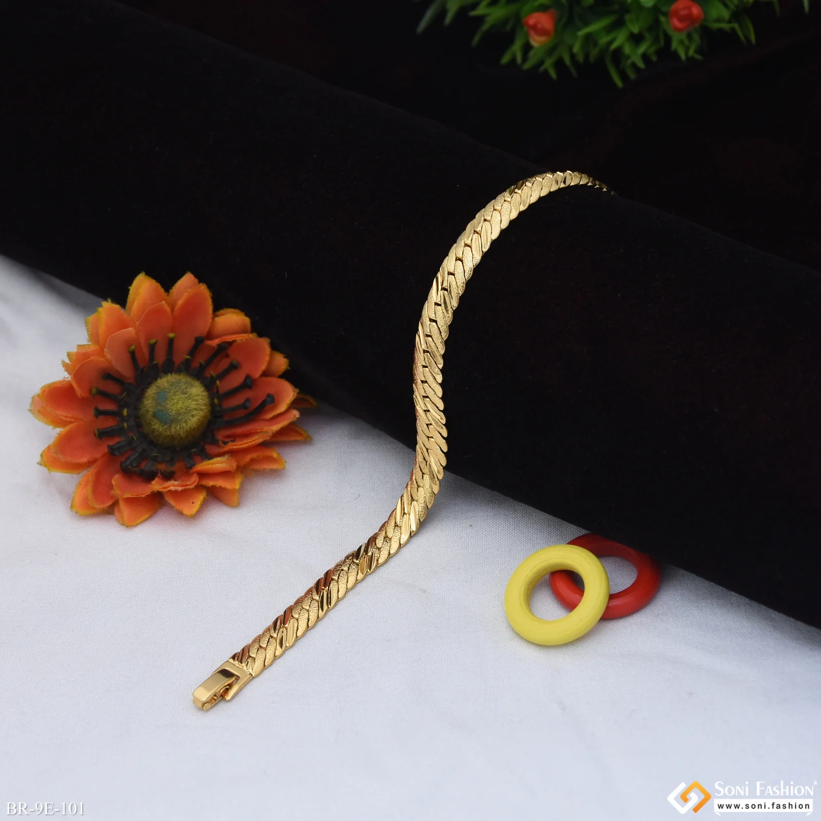 Glittering Design Gold Plated Bracelet for Men - Style E101 - Image 5