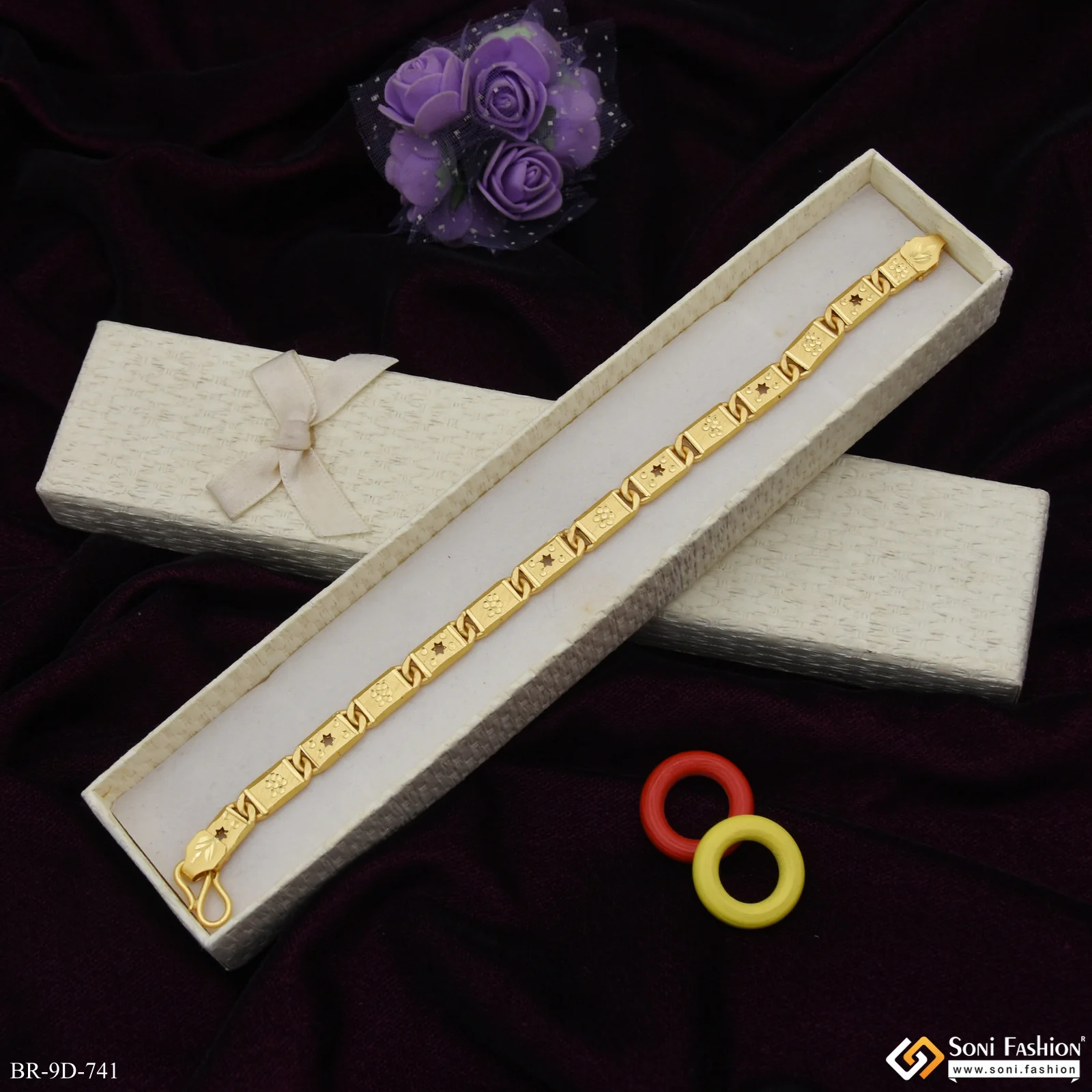 Glittering Design Gold Plated Nawabi Bracelet for Men - Style D741