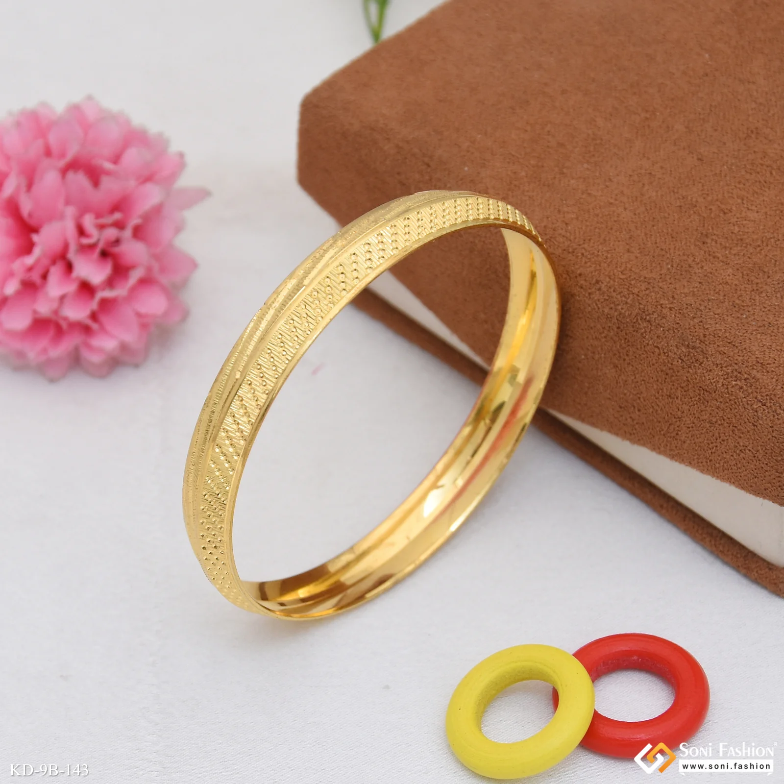 Glittering Design Gold Plated Punjabi Kada for Men - Style B143 - Image 3