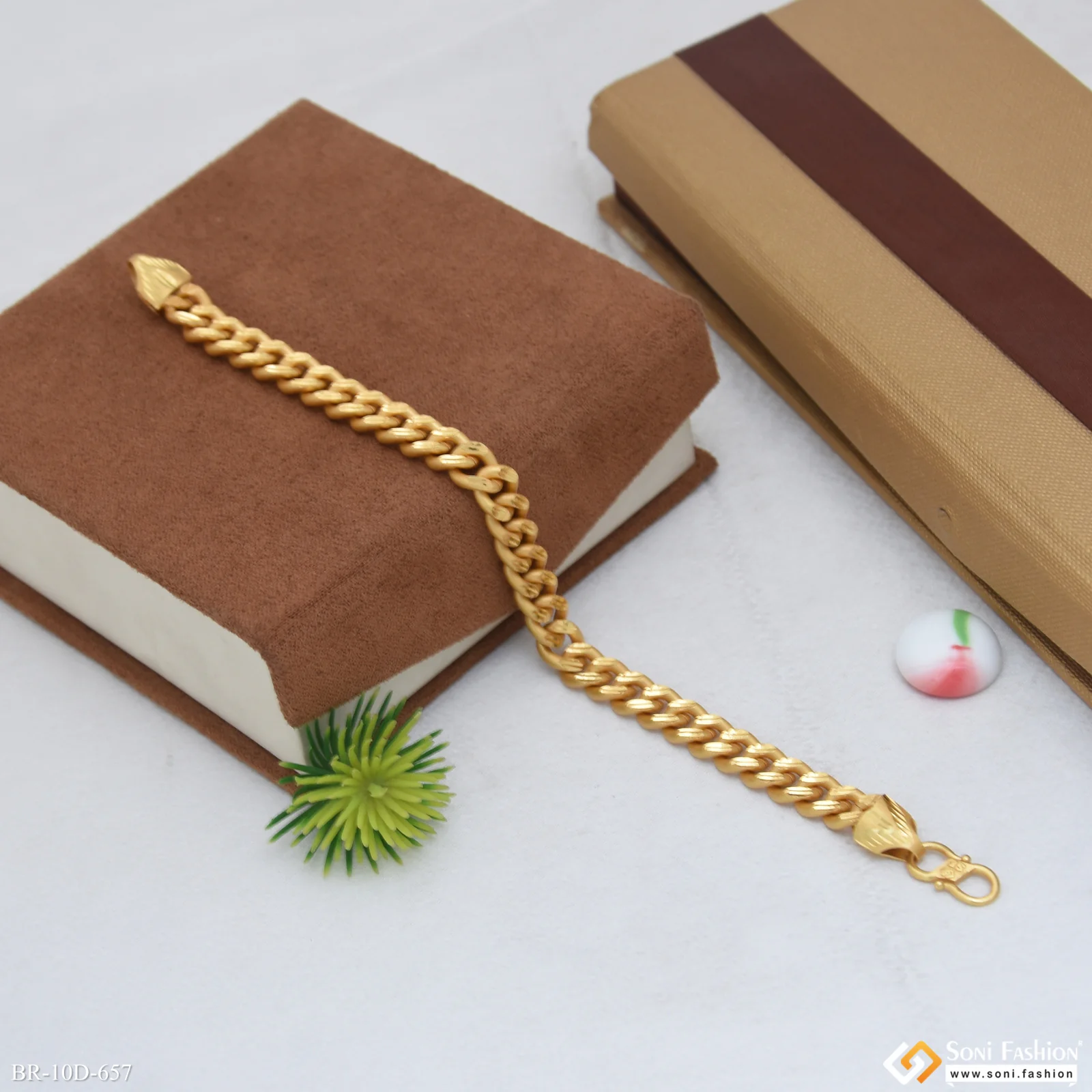 Gold Plated Linked Bracelet for Men - Style D657 - Image 3