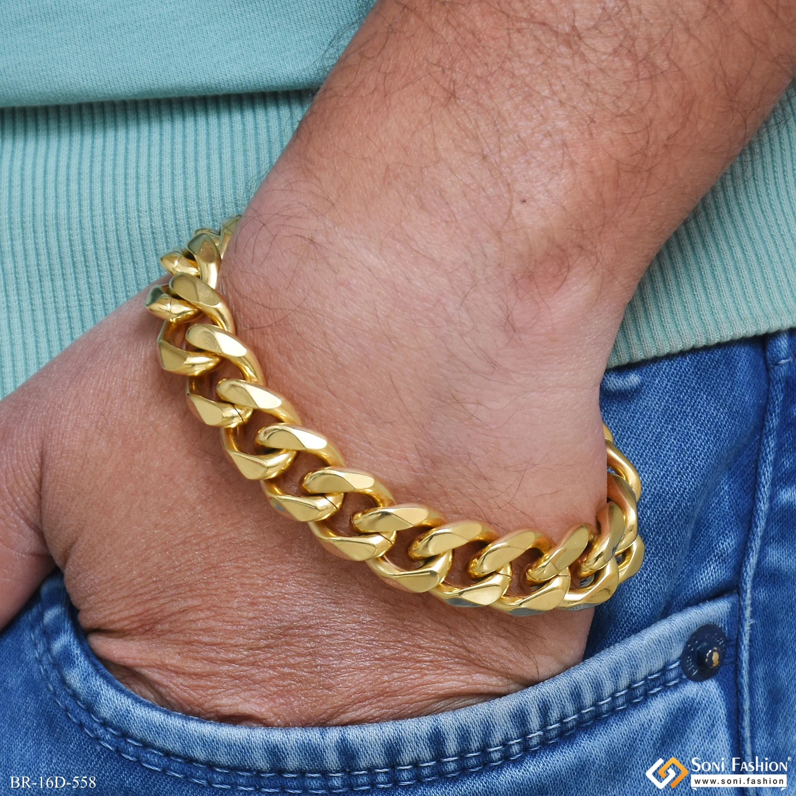 Golden Color Stainless Steel Cuban Link Bracelet for Men - Style D558