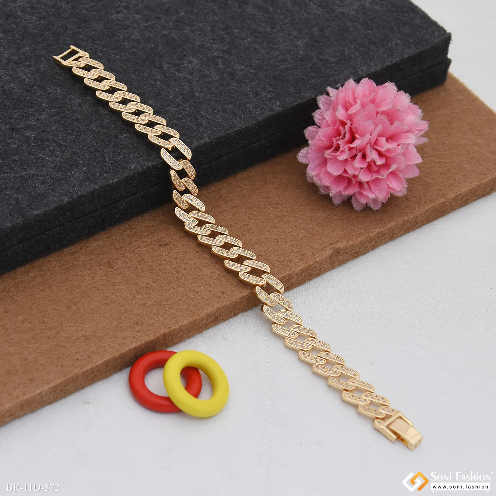 Golden Color Stainless Steel Cuban Link Bracelet for Men - Style D572 - Image 3