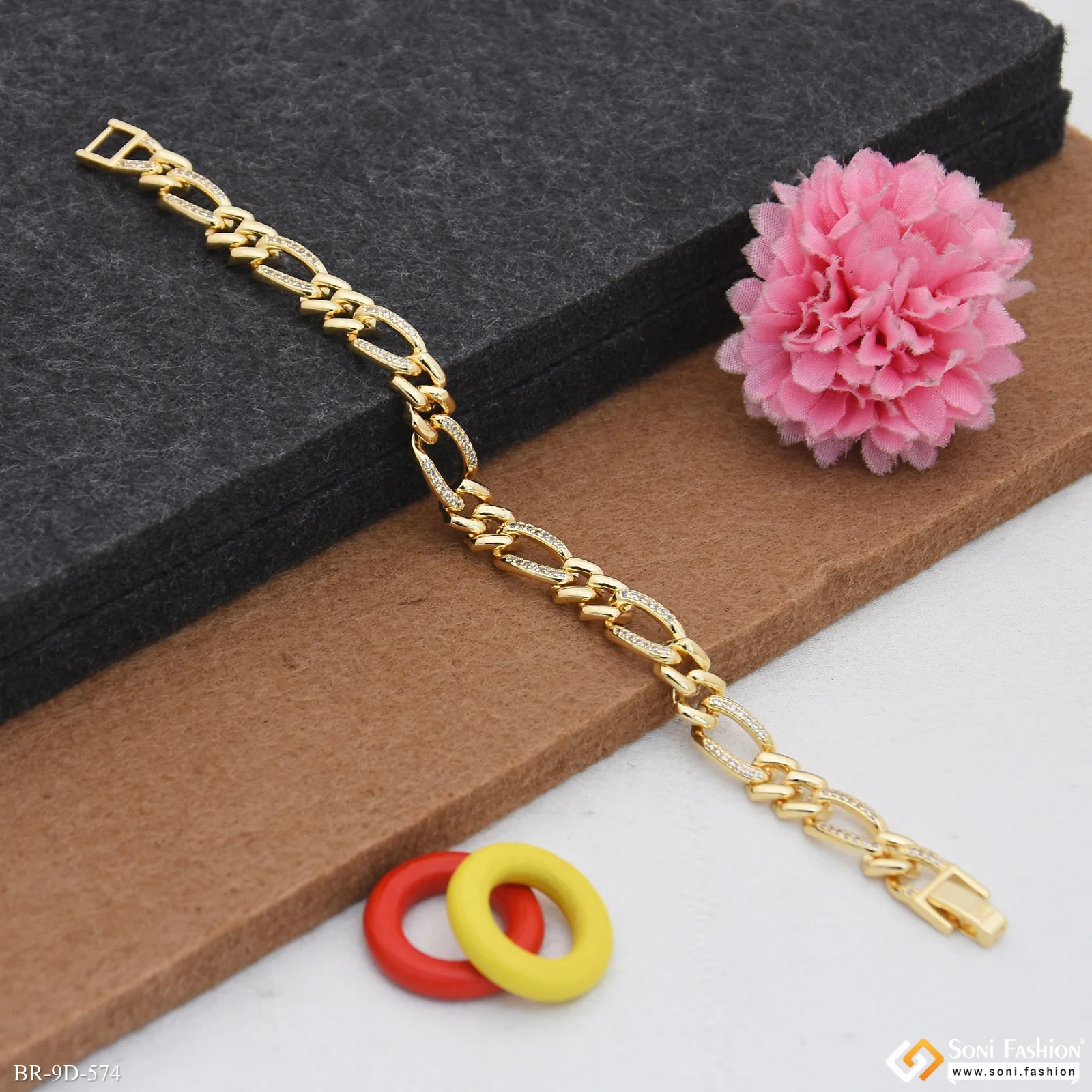 Golden Color Stainless Steel Cuban Link Bracelet for Men - Style D574 - Image 4