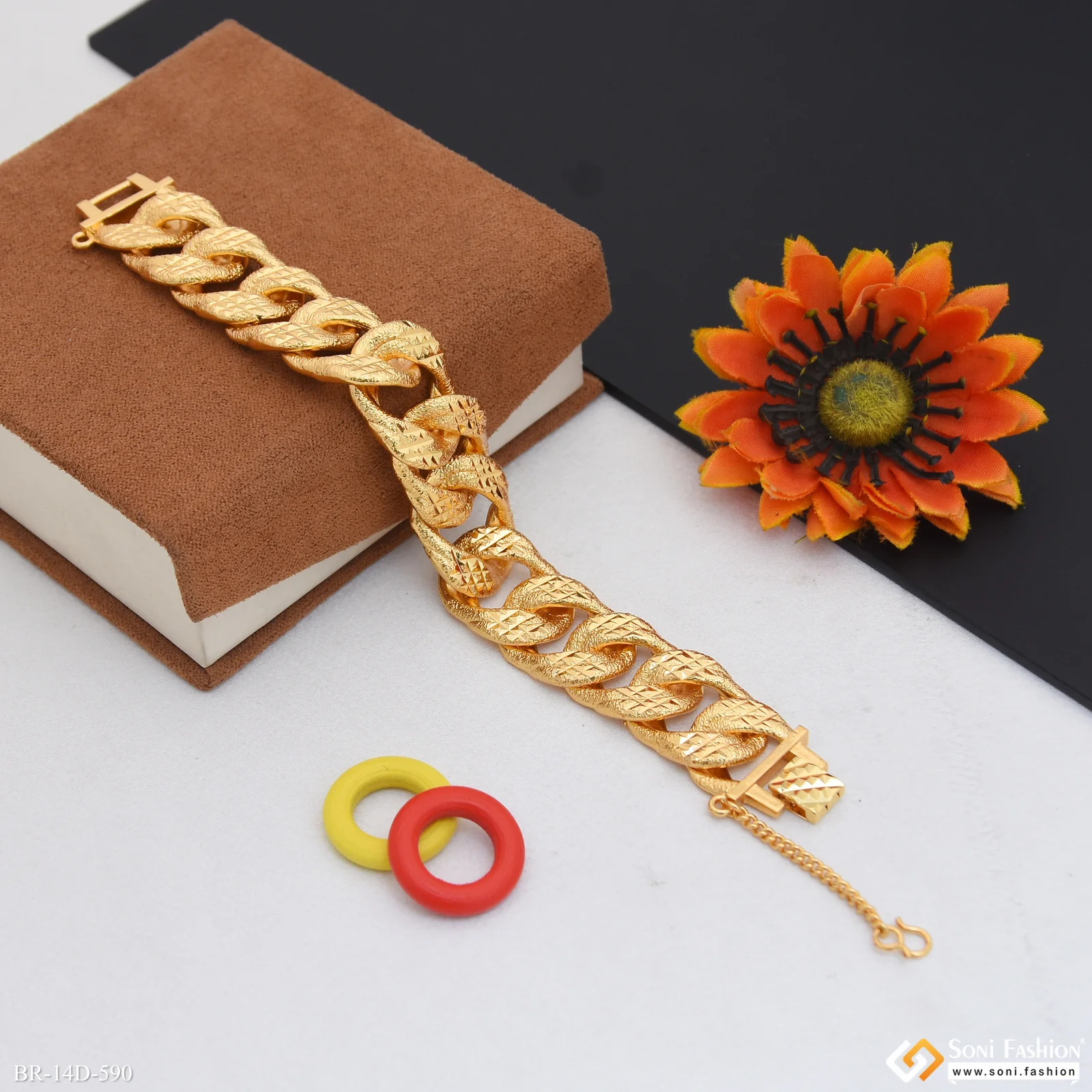 Golden Color Stainless Steel Link Bracelet for Men - Style D590 - Image 2