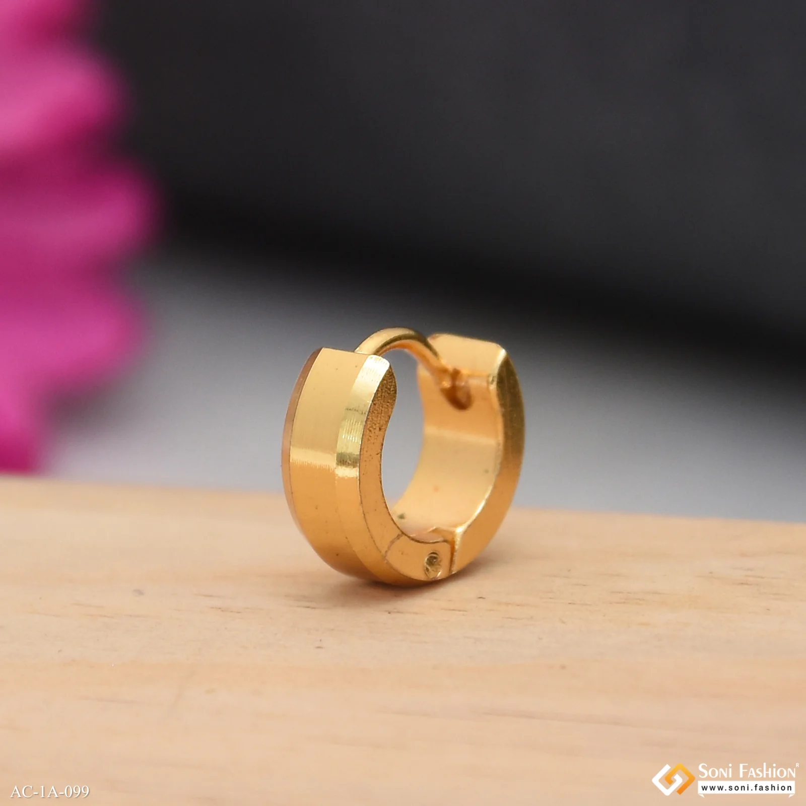 Golden Color Stainless Steel Stud Earring For Men (1 Pc) - Style A099 - Image 5