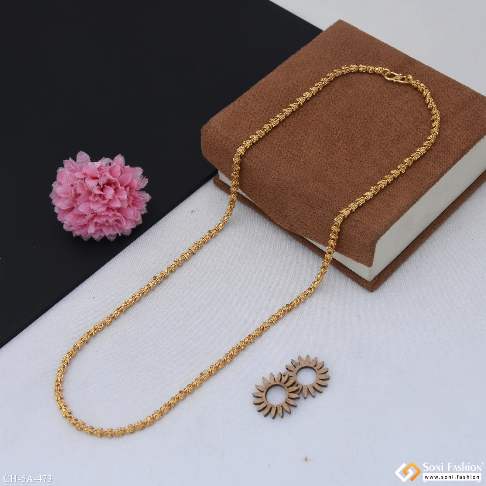 Gorgeous Design Gold Plated Rajwadi Chain for Men - Style A473 - Image 5