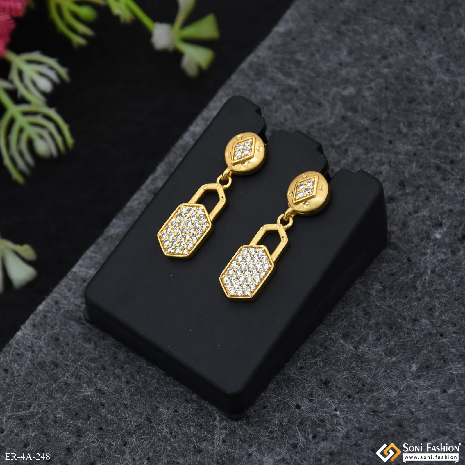 Graceful Design Gold Plated Earrings for Ladies - Style A248 - Image 6