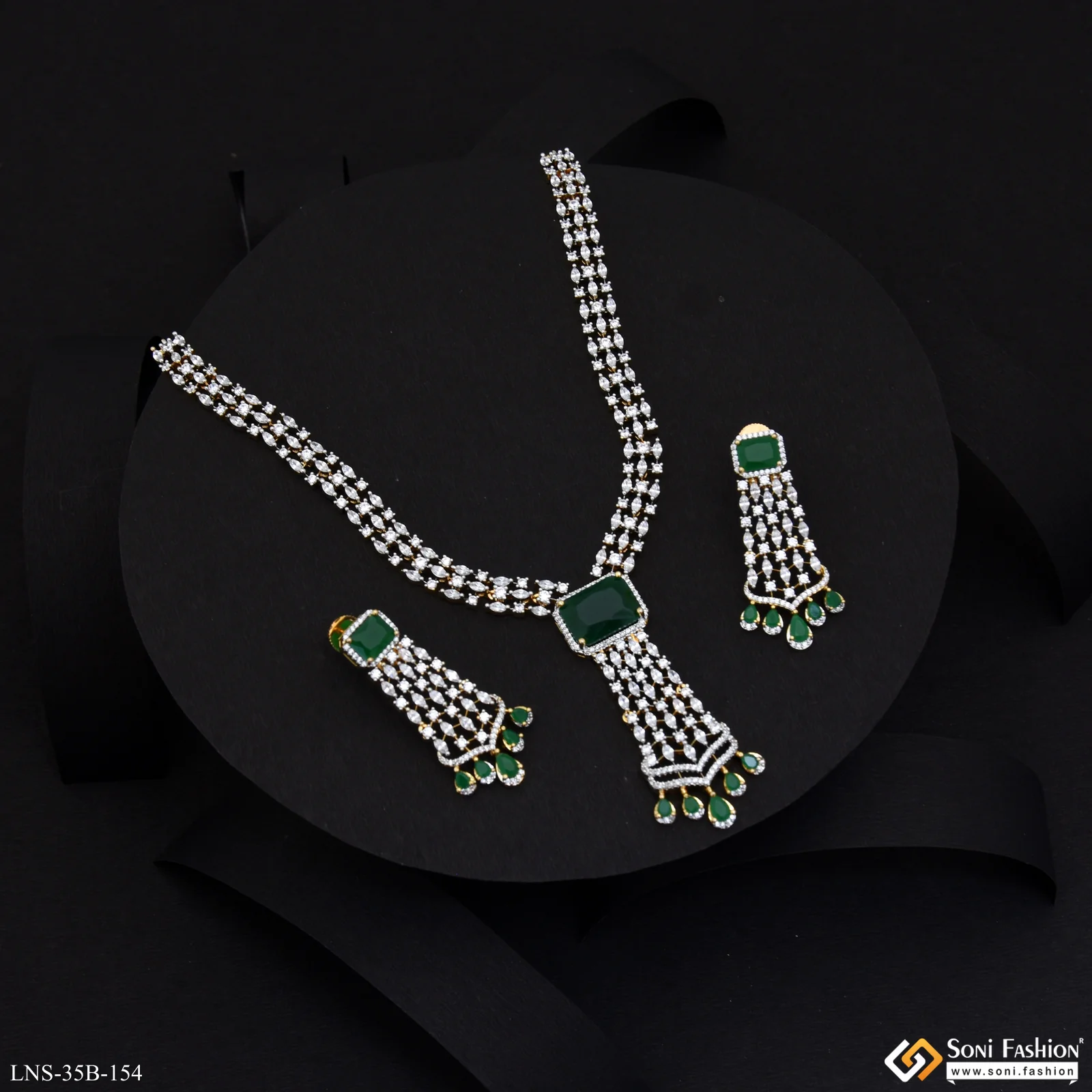 Green Stone New Style Gold Plated Diamond Necklace Set for Ladies - Style B154 - Image 3
