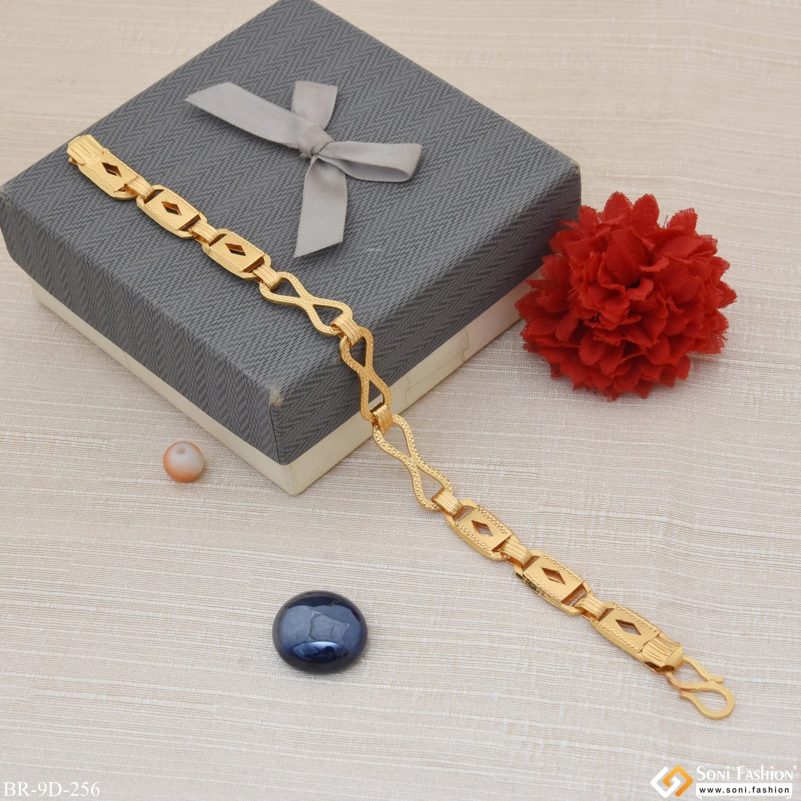 Hand-Crafted Design Gold Plated Nawabi Bracelet for Men - Style D256 - Image 5