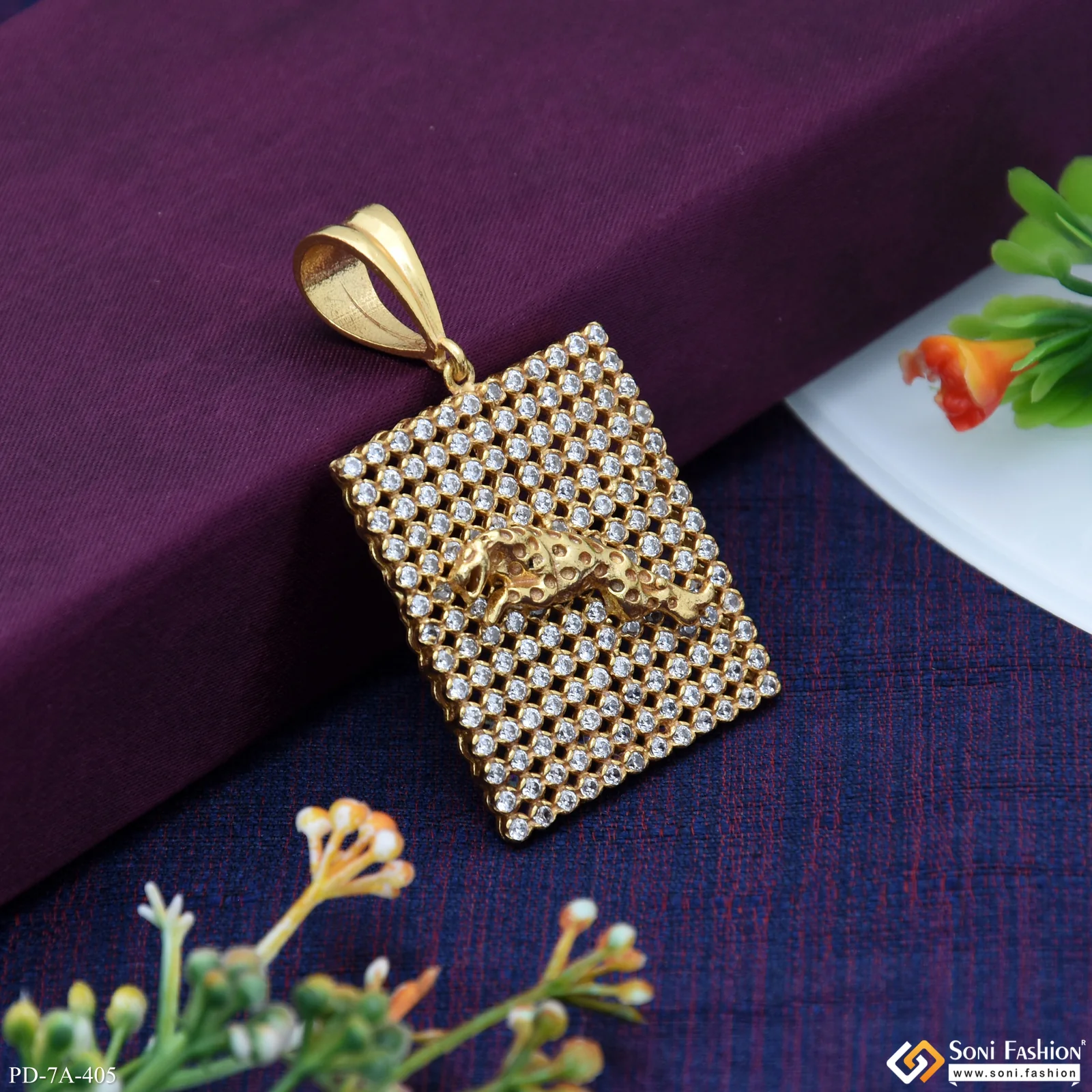Jaguar in Attractive Square Design with Full Diamonds Gold Plated Pendant - Style A405 - Image 3
