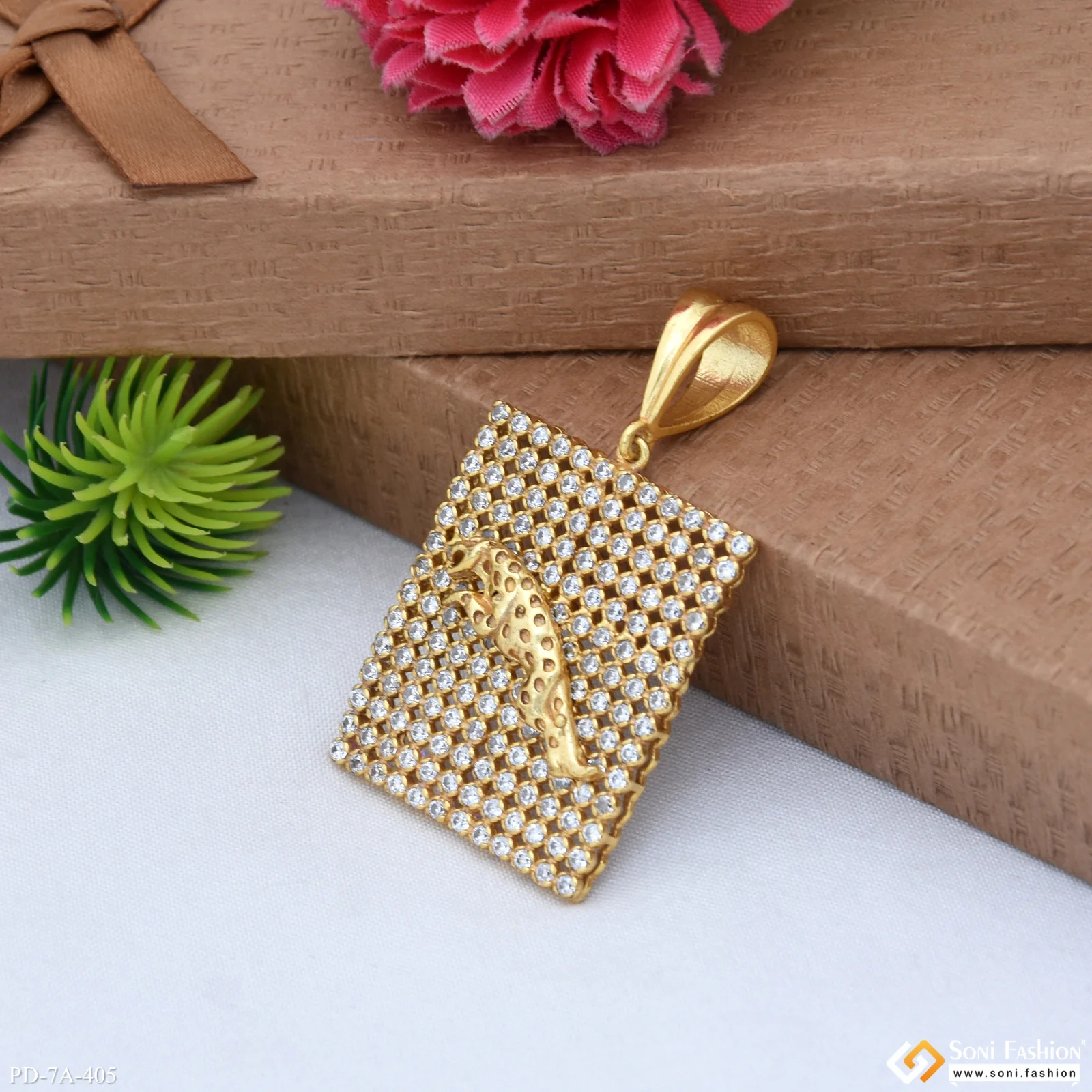 Jaguar in Attractive Square Design with Full Diamonds Gold Plated Pendant - Style A405 - Image 4