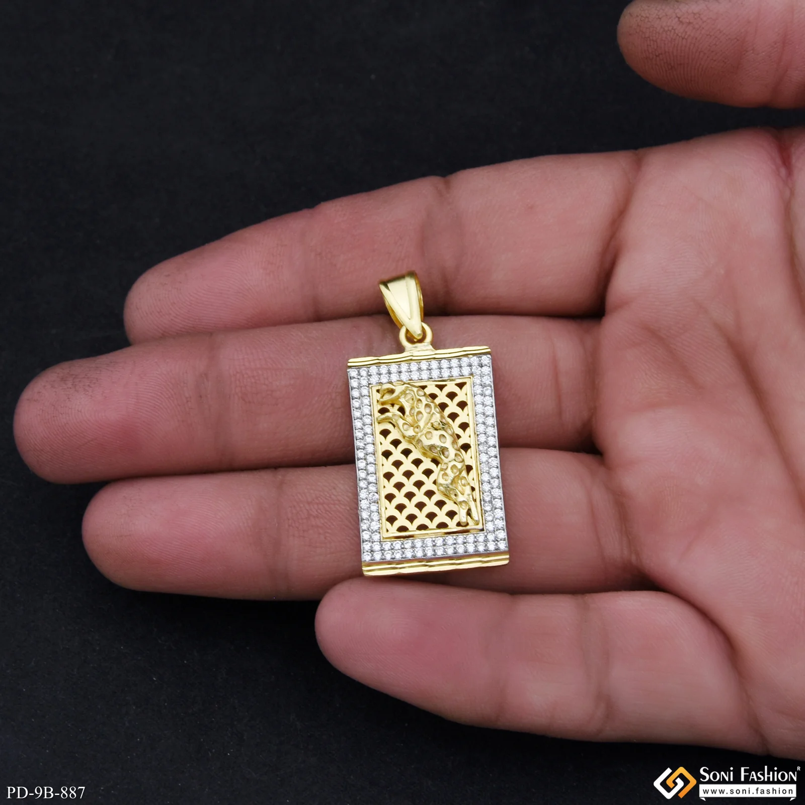 Jaguar Trending Design Gold Plated Pendant for Men - Style B887