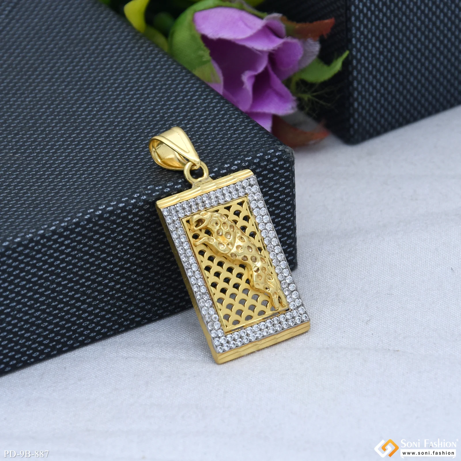 Jaguar Trending Design Gold Plated Pendant for Men - Style B887 - Image 3