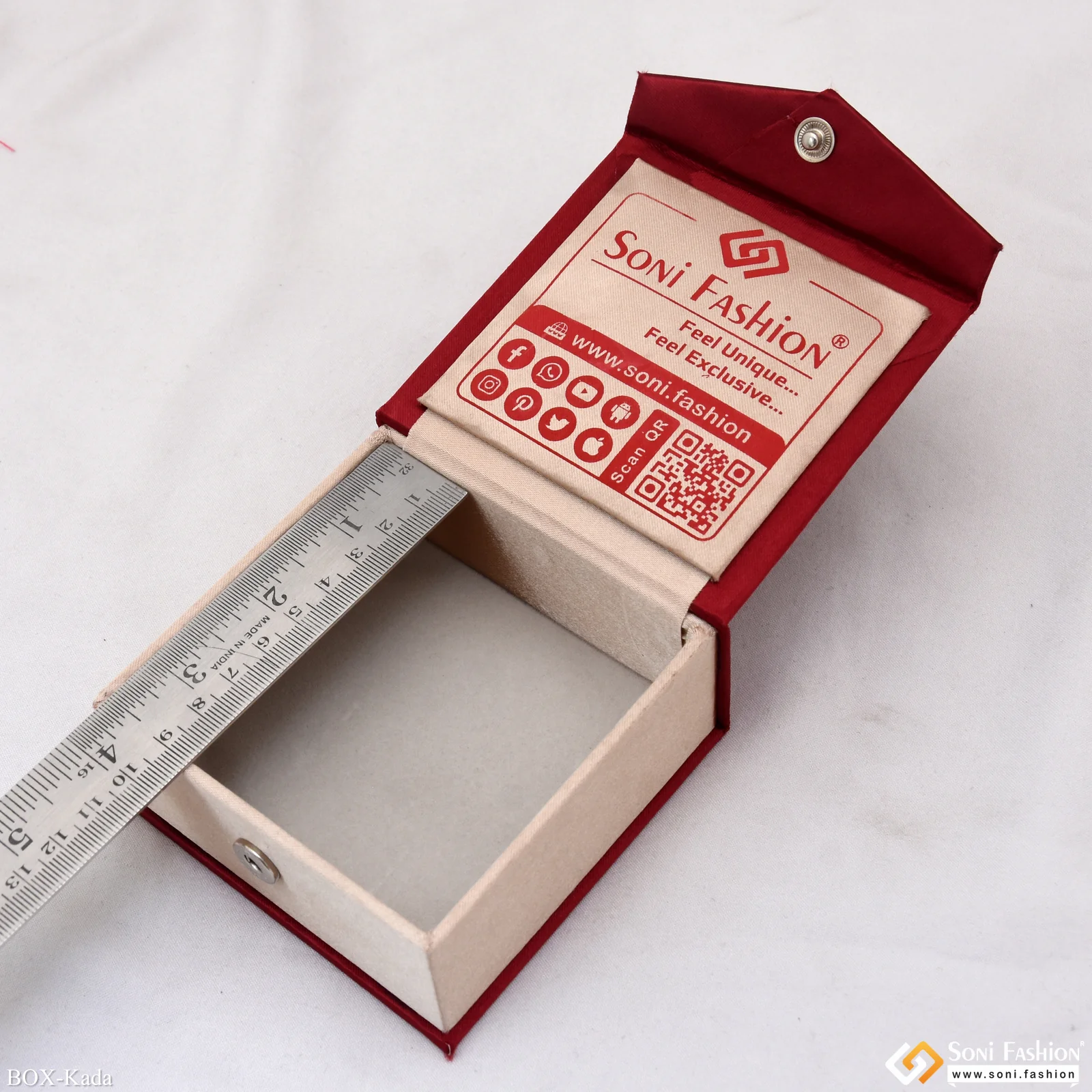 4x4 Inch Box for Kada, Bangles - Premium Jewellery Box with Imported Velvet - Image 4
