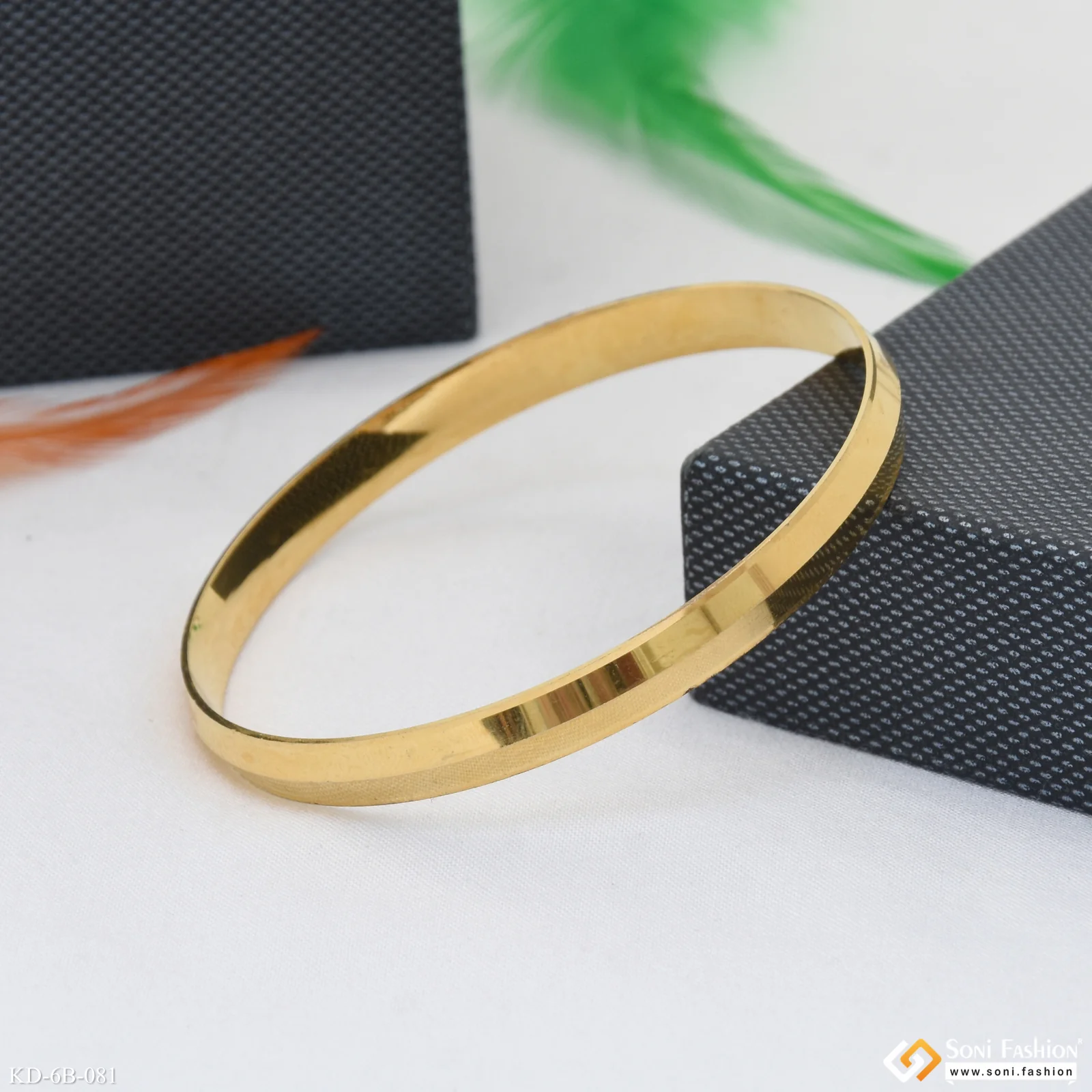 Kada Cool Design Superior Quality Gold Plated Punjabi Kada for Men - Style B081 - Image 4