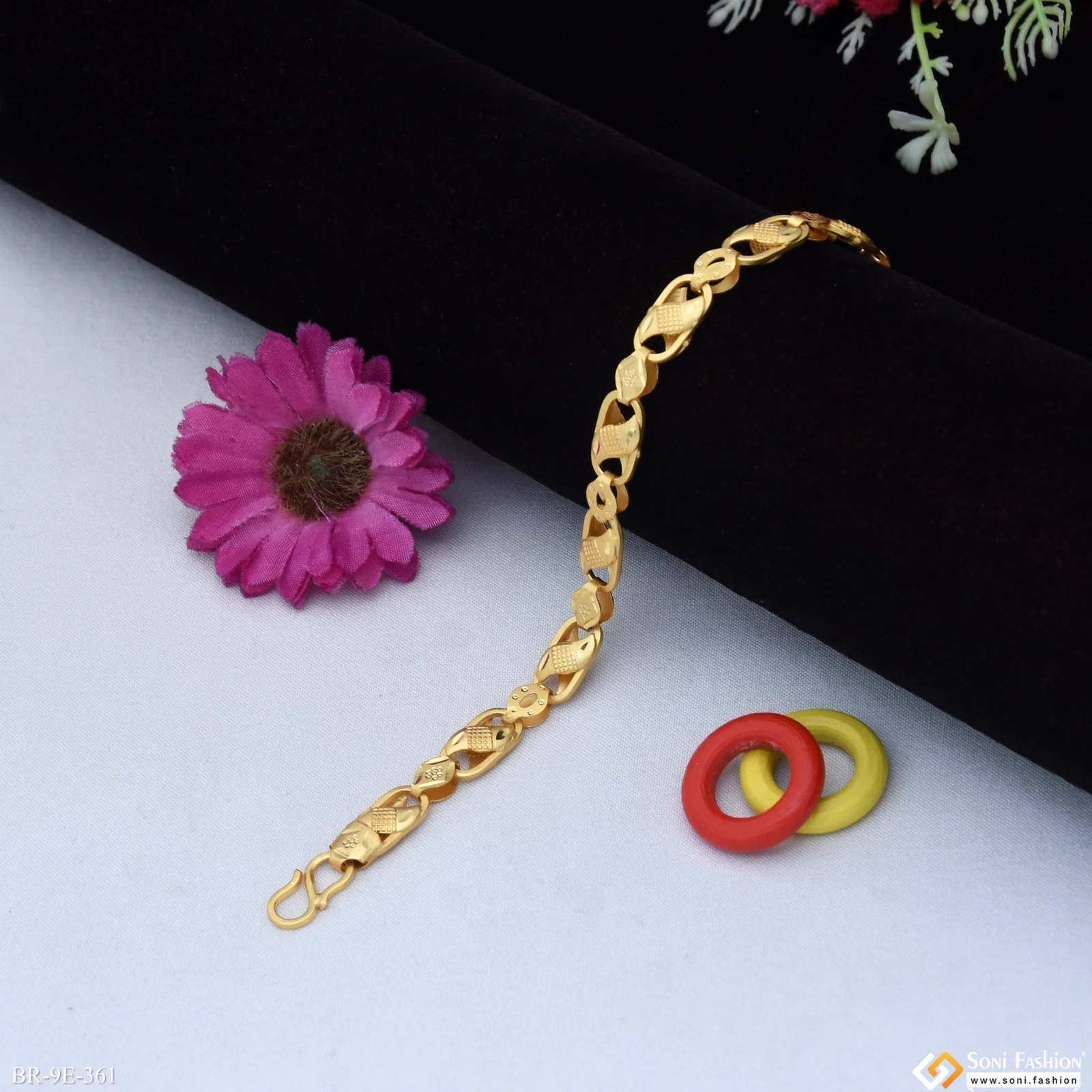 Kohli Exquisite Design High-Quality Gold Plated Bracelet for Men - Style E361 - Image 2