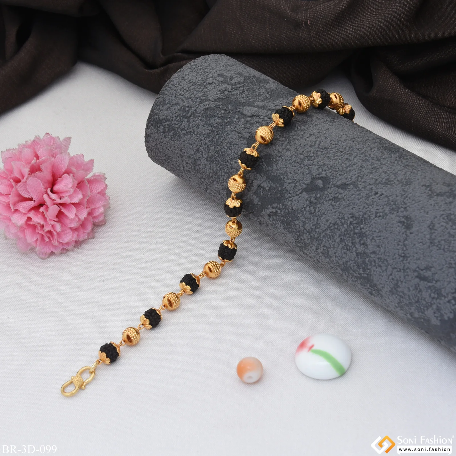 Latest Design Amazing Design Gold Plated Rudraksha Bracelet for Men - Style D099 - Image 4