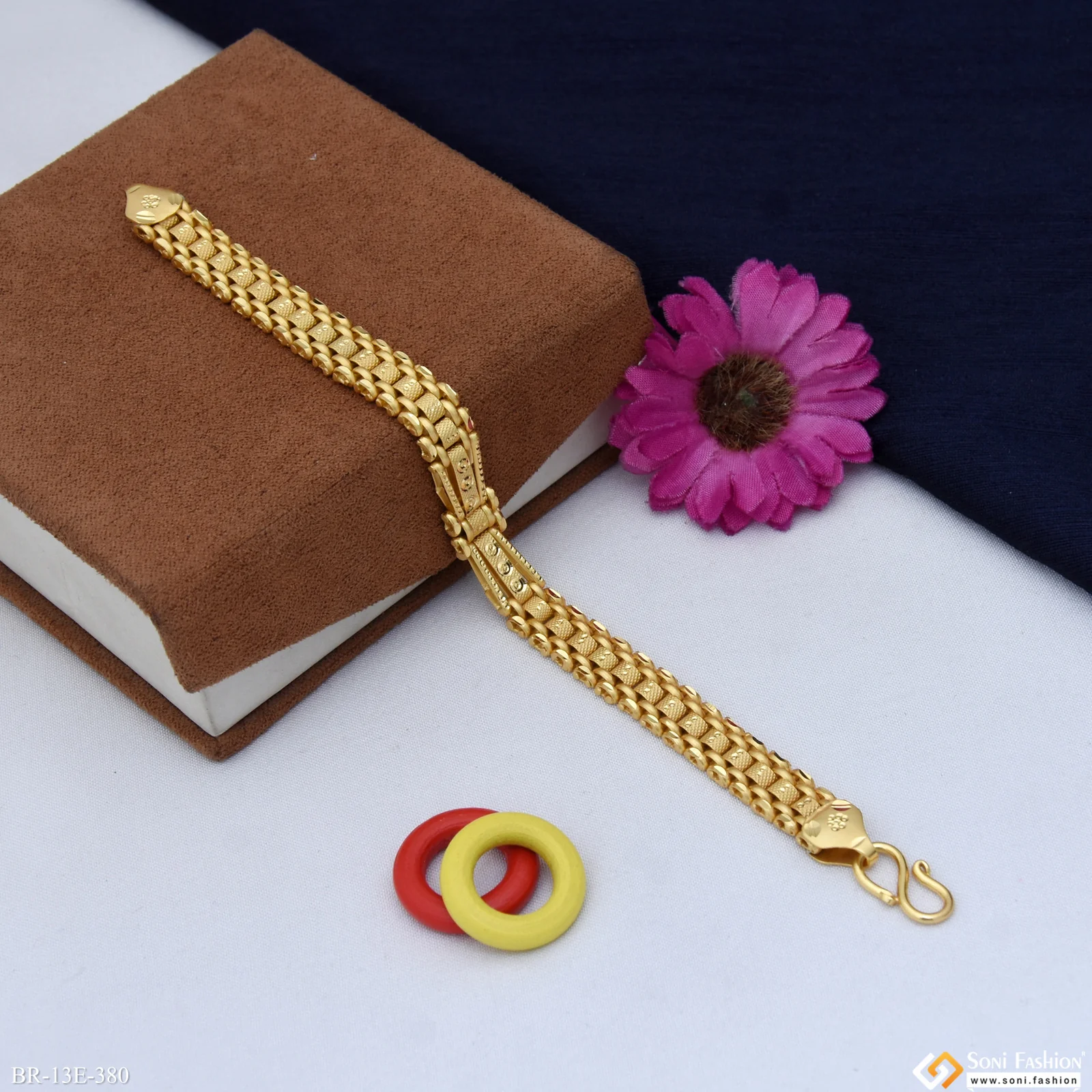 Latest Design Gold Plated Box Bracelet for Men - Style E380 - Image 3