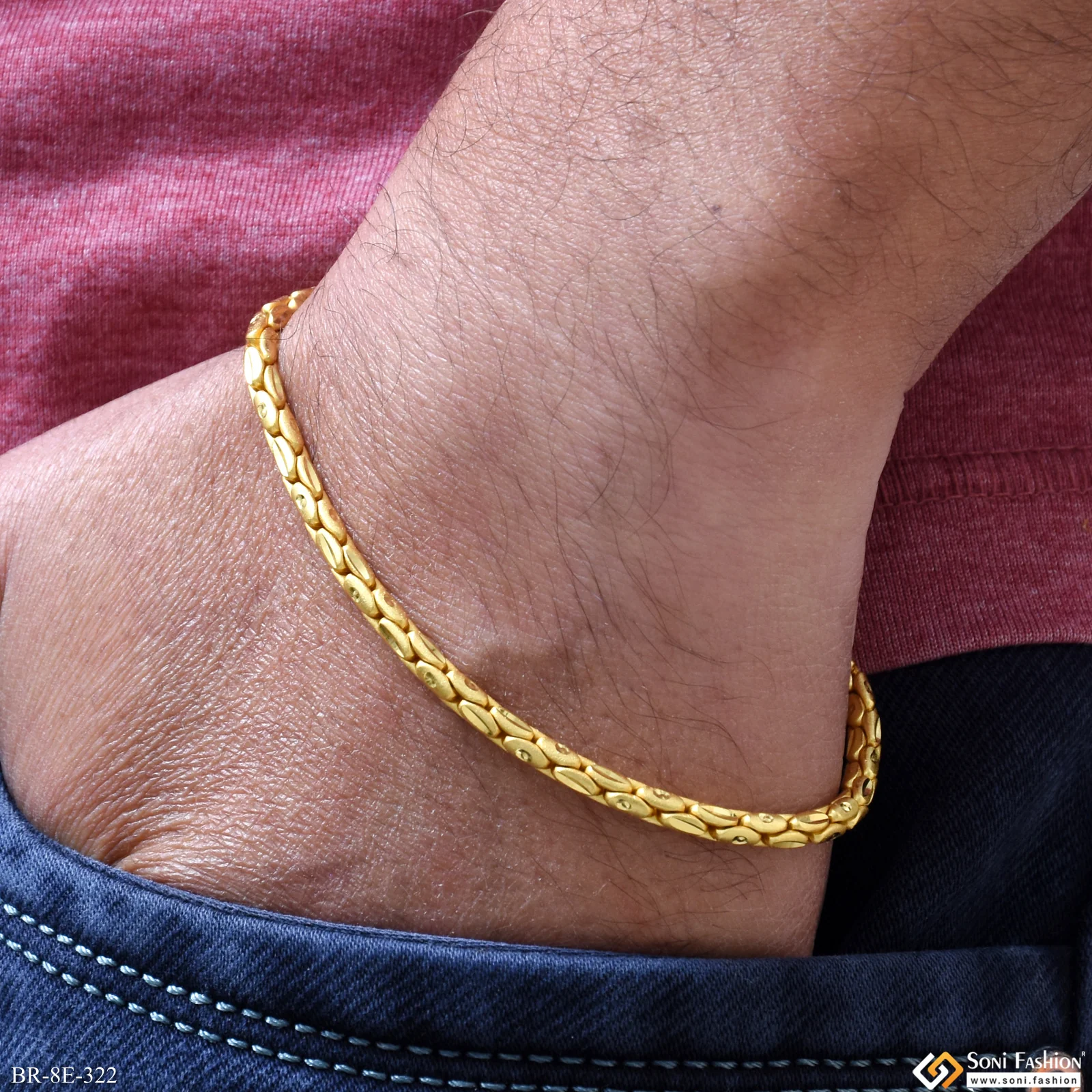 Latest Design Gold Plated Bracelet for Men - Style E322