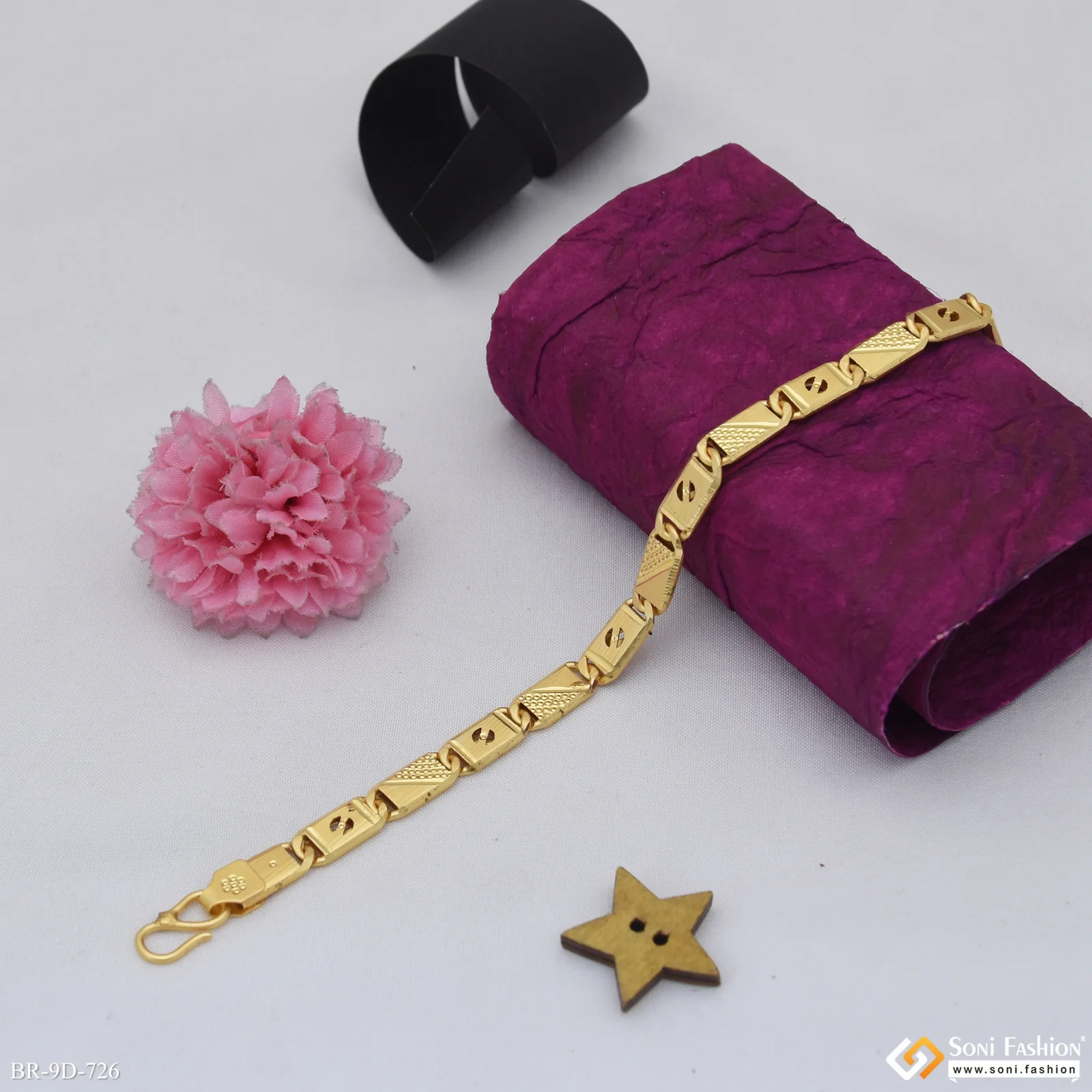Latest Design Gold Plated Nawabi Bracelet for Men - Style D726 - Image 4