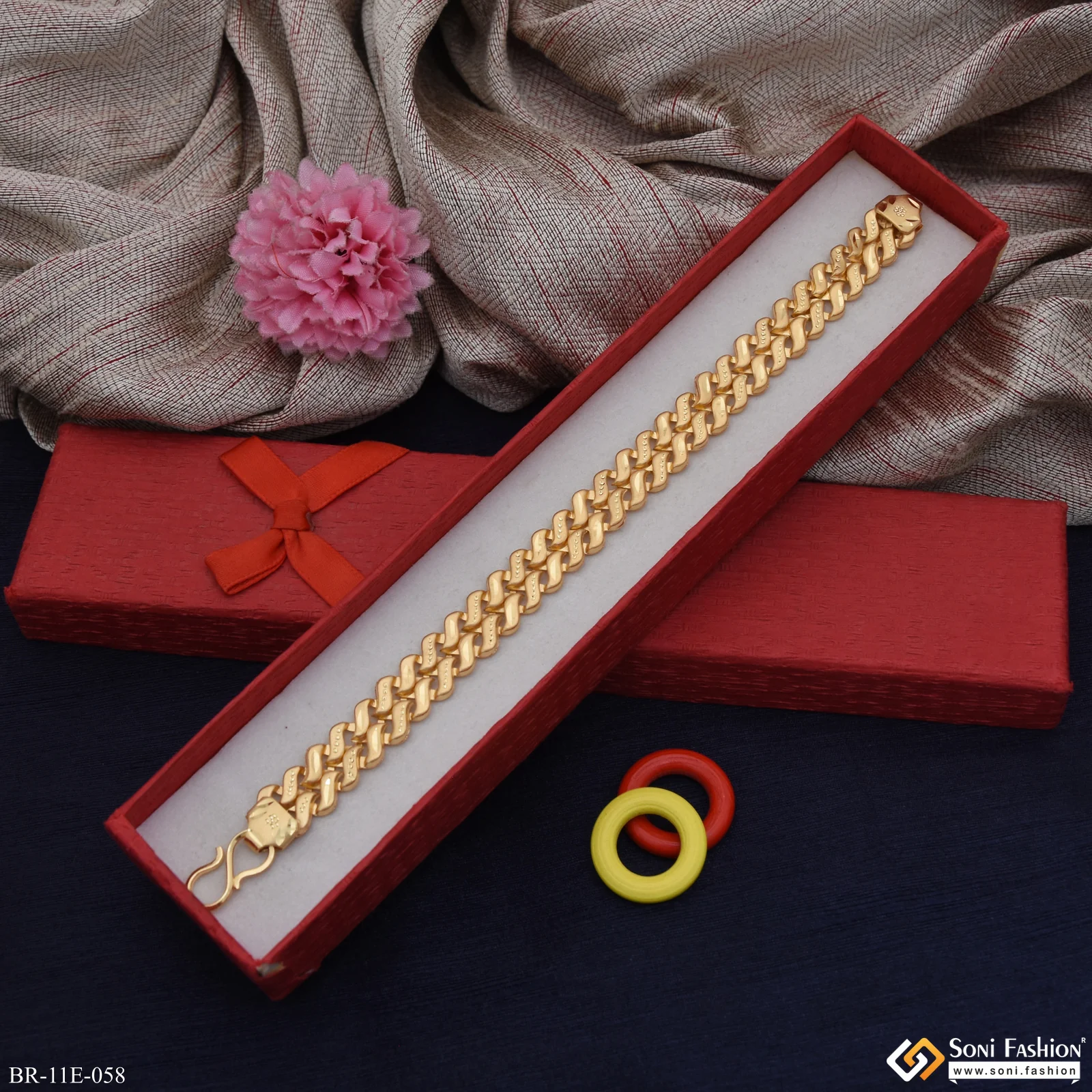 Latest Design Gold Plated Pokal Nawabi Bracelet for Men - Style E058 - Image 2