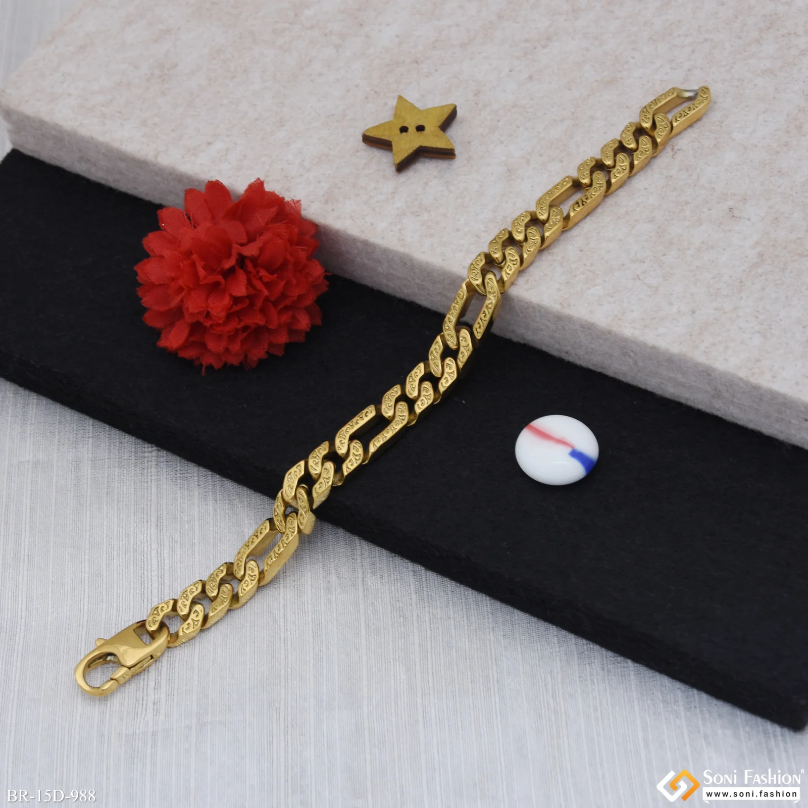 Latest Design Golden Color Cuban Link Bracelet for Men - Style D988 - Image 3