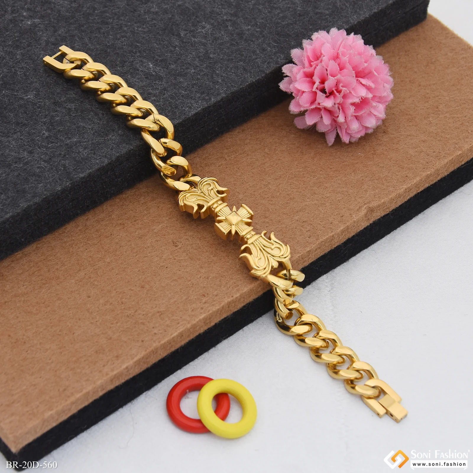 Latest Design Golden Color Stainless Steel Bracelet for Men - Style D560 - Image 3